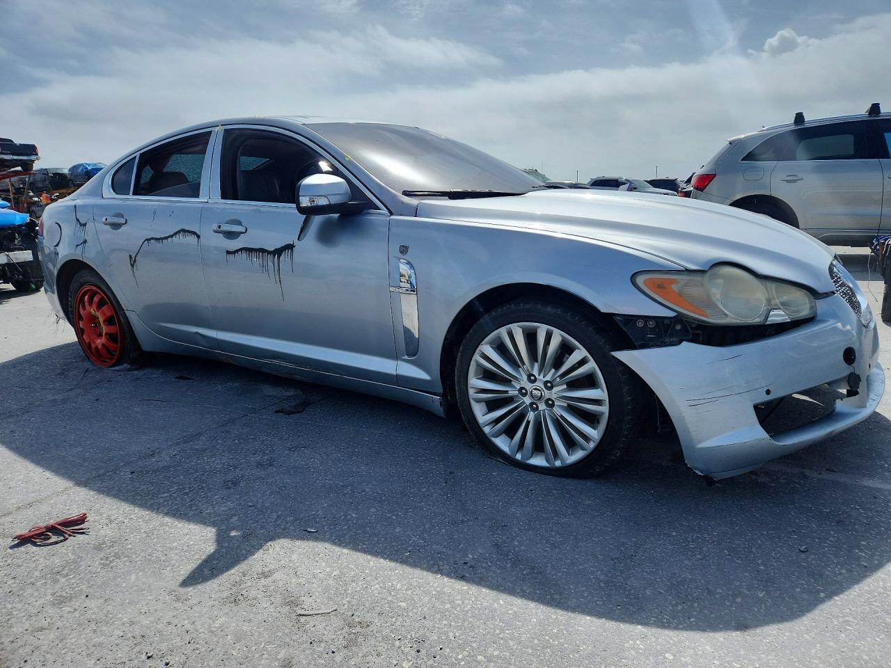 2009 Jaguar Xf VIN SAJWA06B19HR42865 photo 4