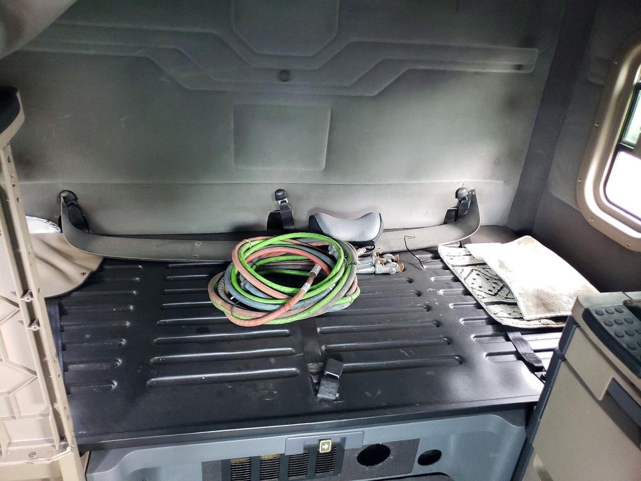 2016 FREIGHTLINER All other VIN 3AKJGLD54GSHJ9994 photo 6