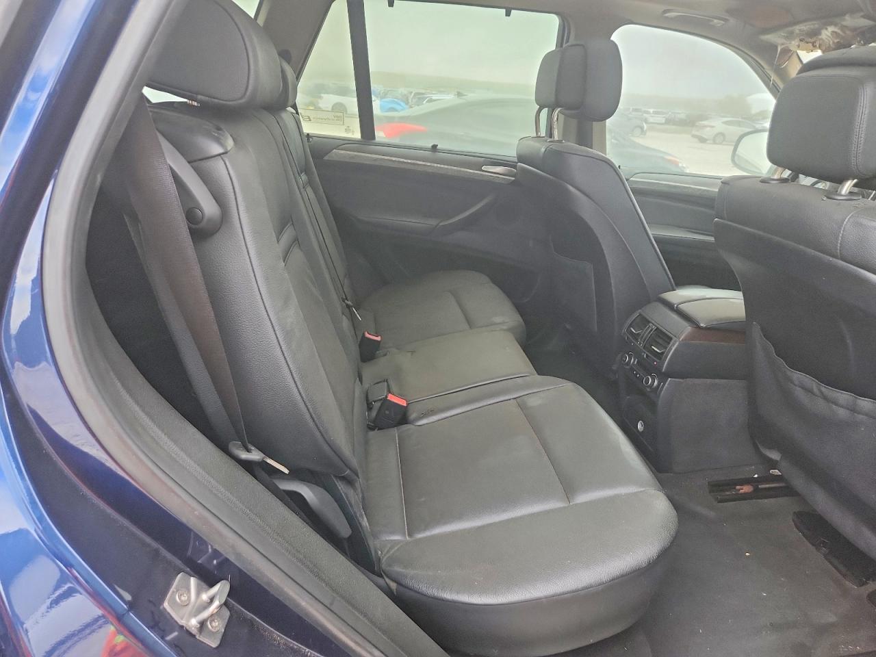 2011 BMW X5 VIN 5UXZV4C59BL405748 photo 11