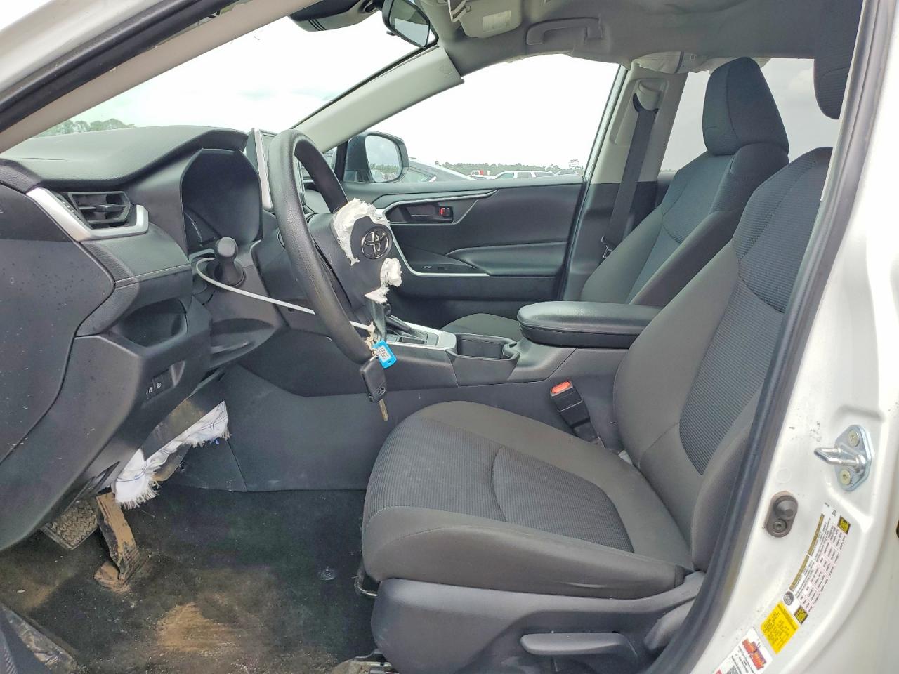 2025 Toyota Rav4 VIN 2T3F1RFV4SW522904 photo 7