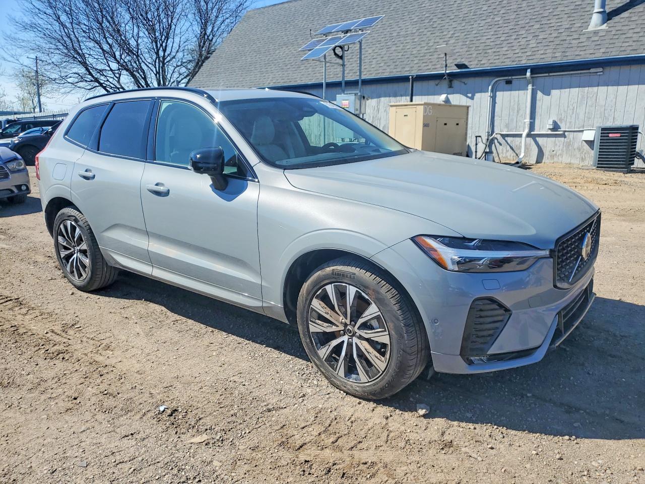2025 Volvo Xc60 VIN YV4M12RM0S1033266 photo 4