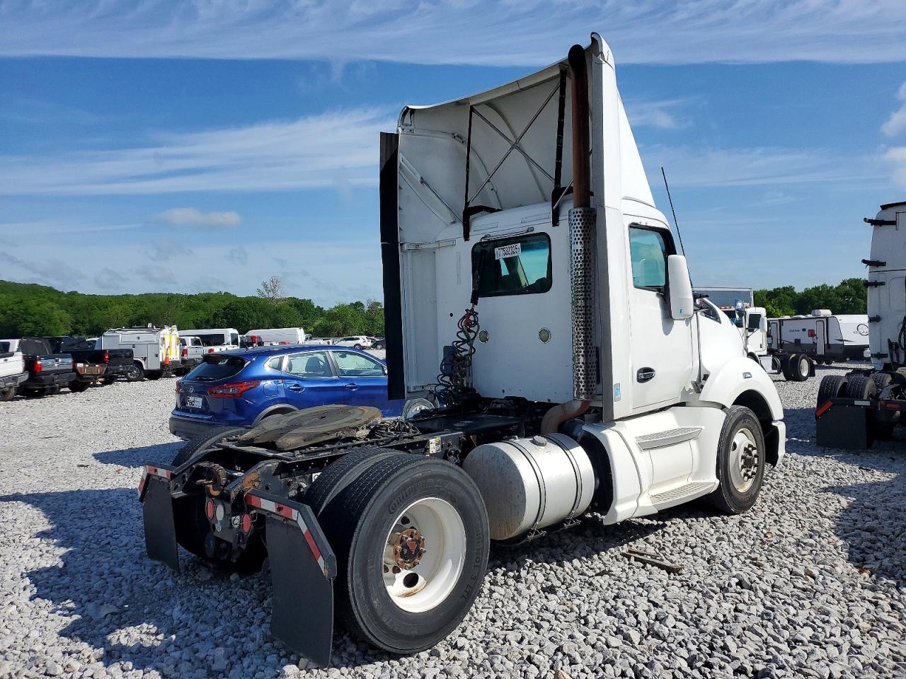 2015 KENWORTH All models VIN 1XKYA48X0FJ443670 photo 4