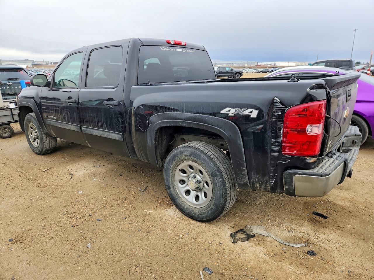 2011 CHEVROLET Silverado VIN 3GCPKREA2BG189943 photo 2
