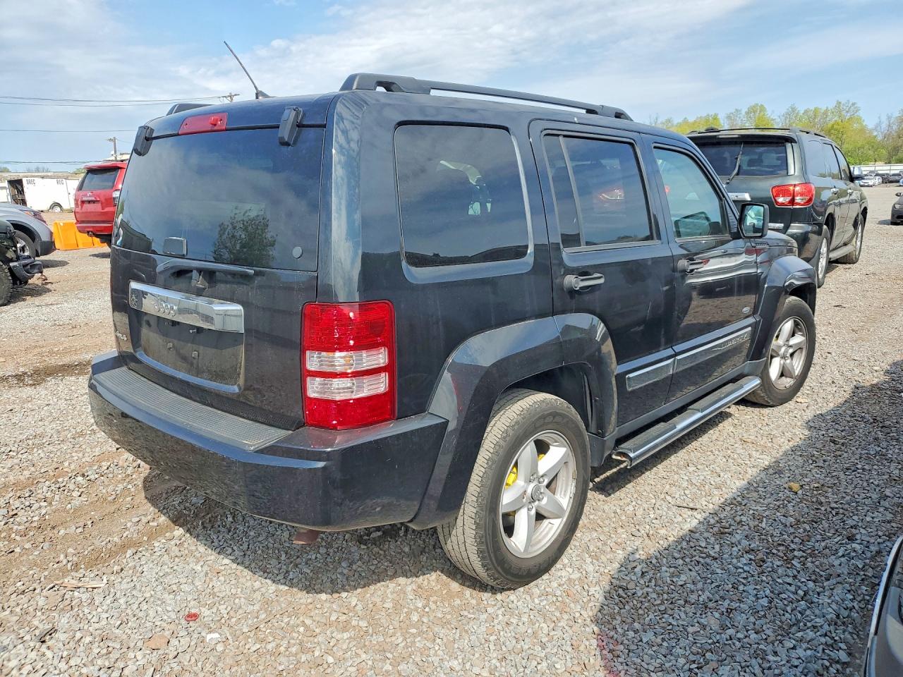 2012 Jeep Liberty VIN 1C4PJMAK2CW198701 photo 3