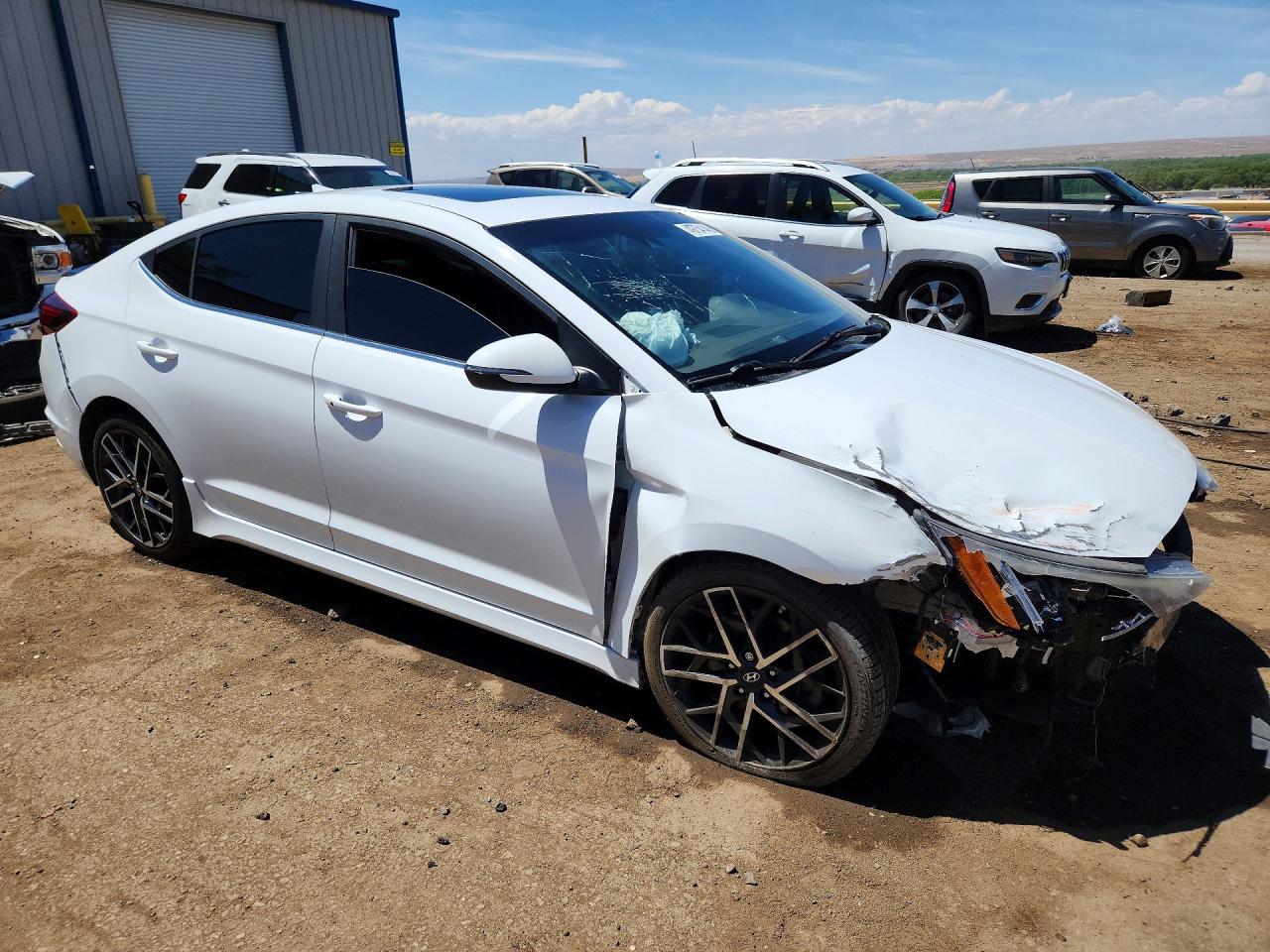 2019 Elantra VIN KMHD04LB1KU865315 photo 4