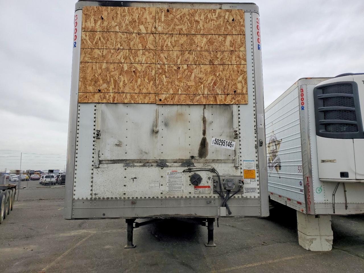 2018 UTILITY All models VIN 1UYVS2539J2219402 photo 7