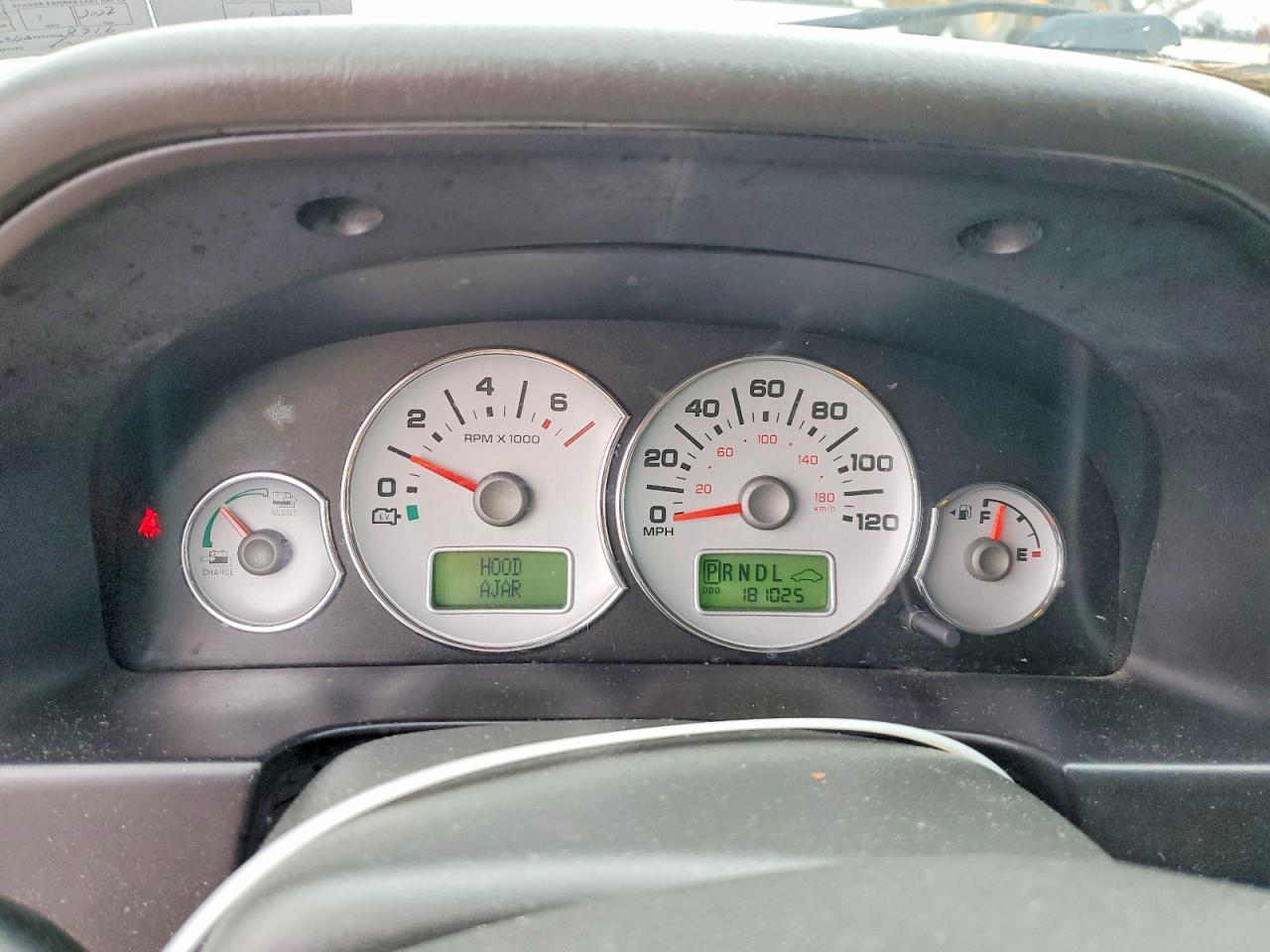 2005 Ford Escape VIN 1FMCU96H55KE18144 photo 9
