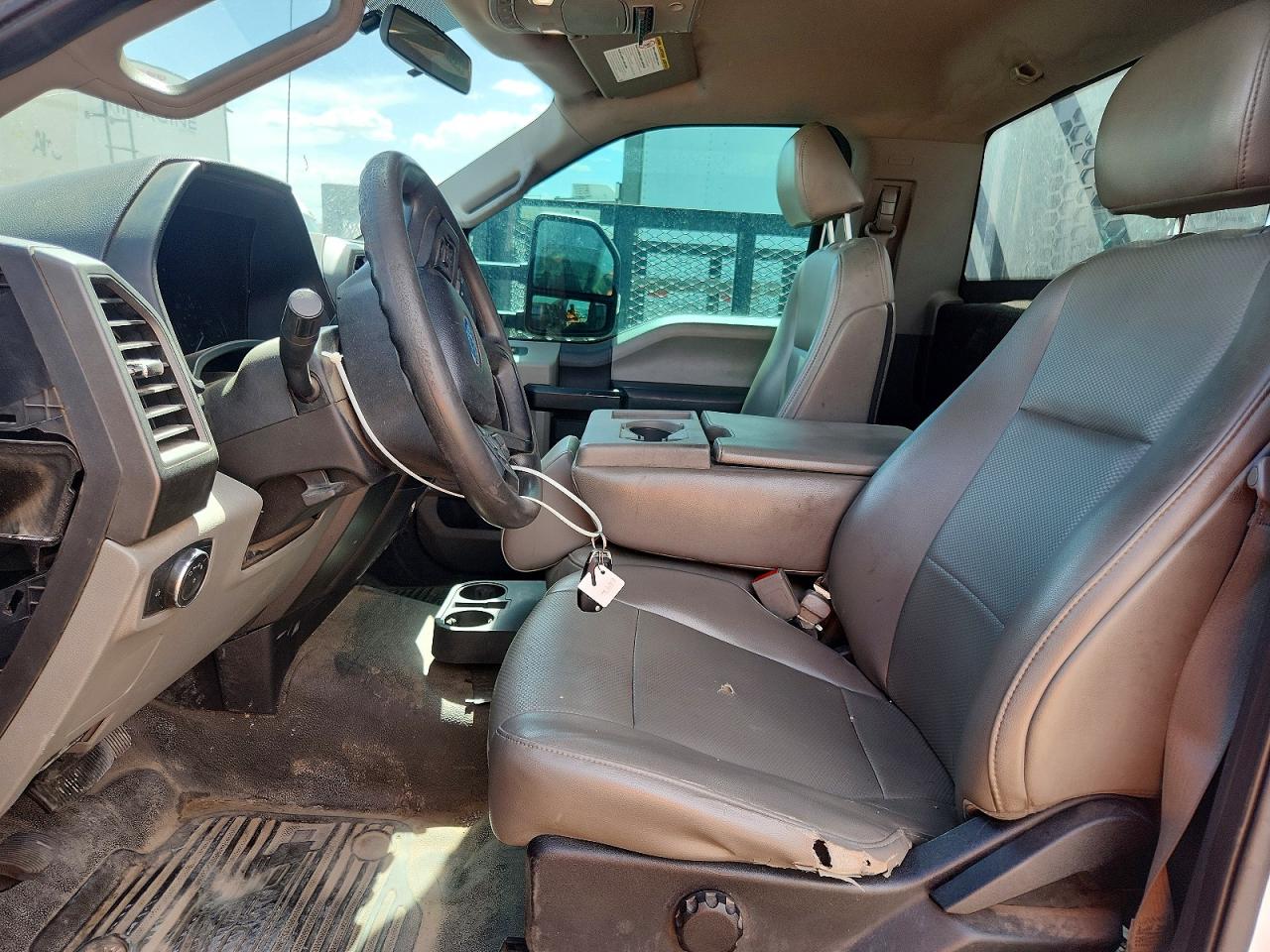2018 Ford F550 VIN 1FDUF5HT2JDA04973 photo 7