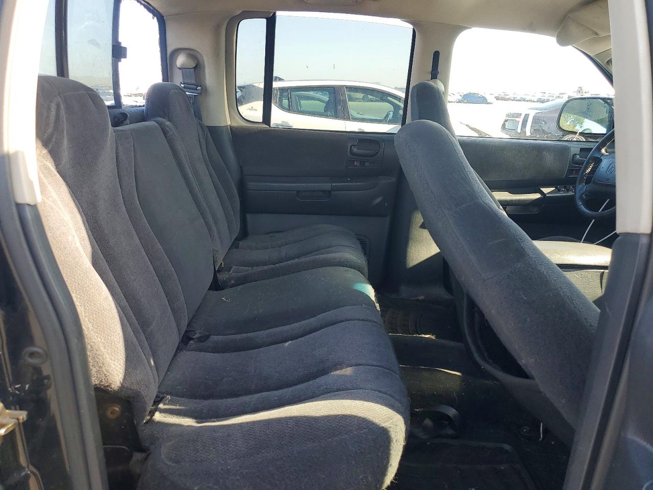 2004 Dodge Dakota VIN 1D7HL48K14S595013 photo 10