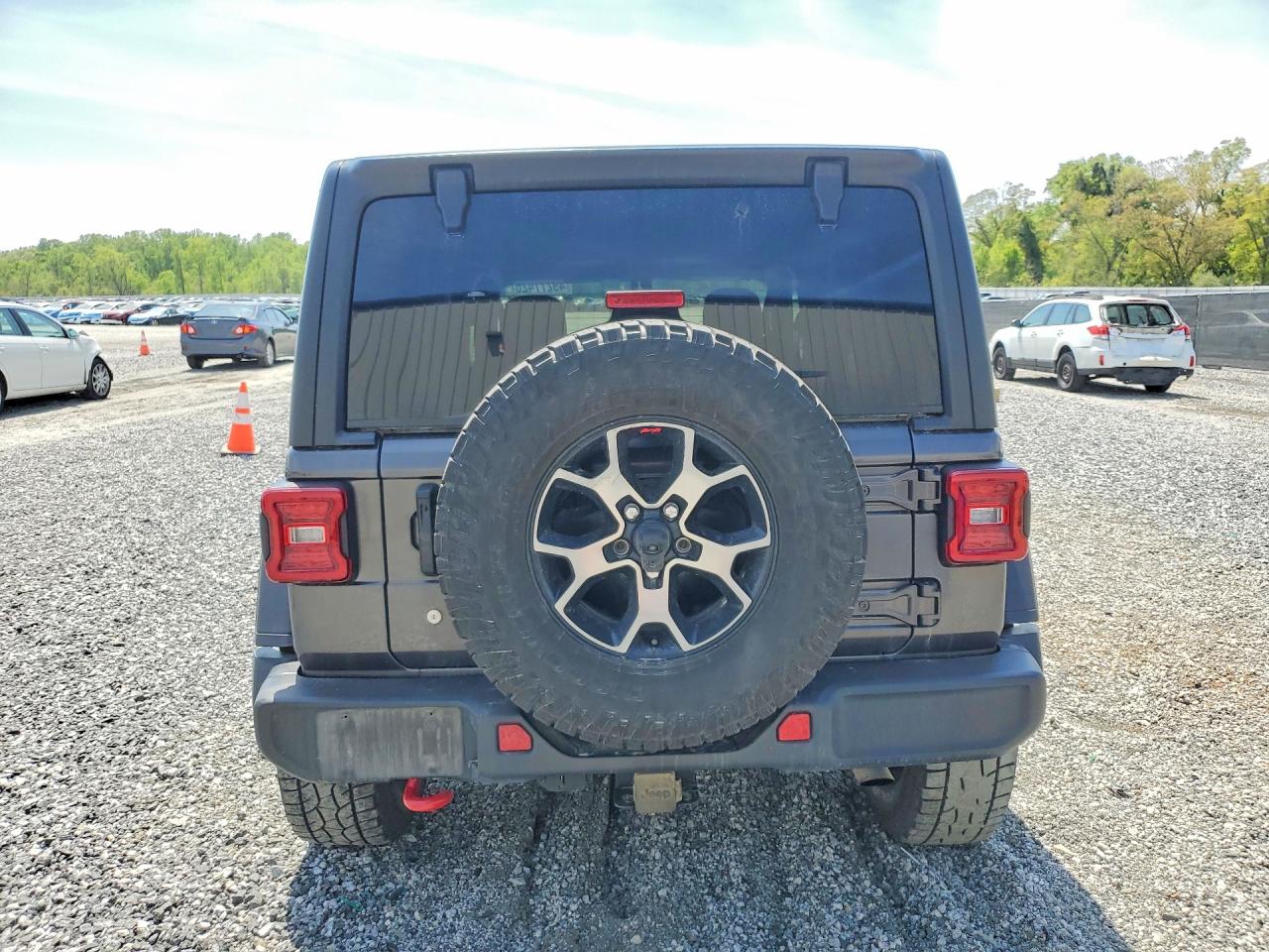 2019 Jeep Wrangler / VIN 1C4HJXFG5KW635793 photo 6