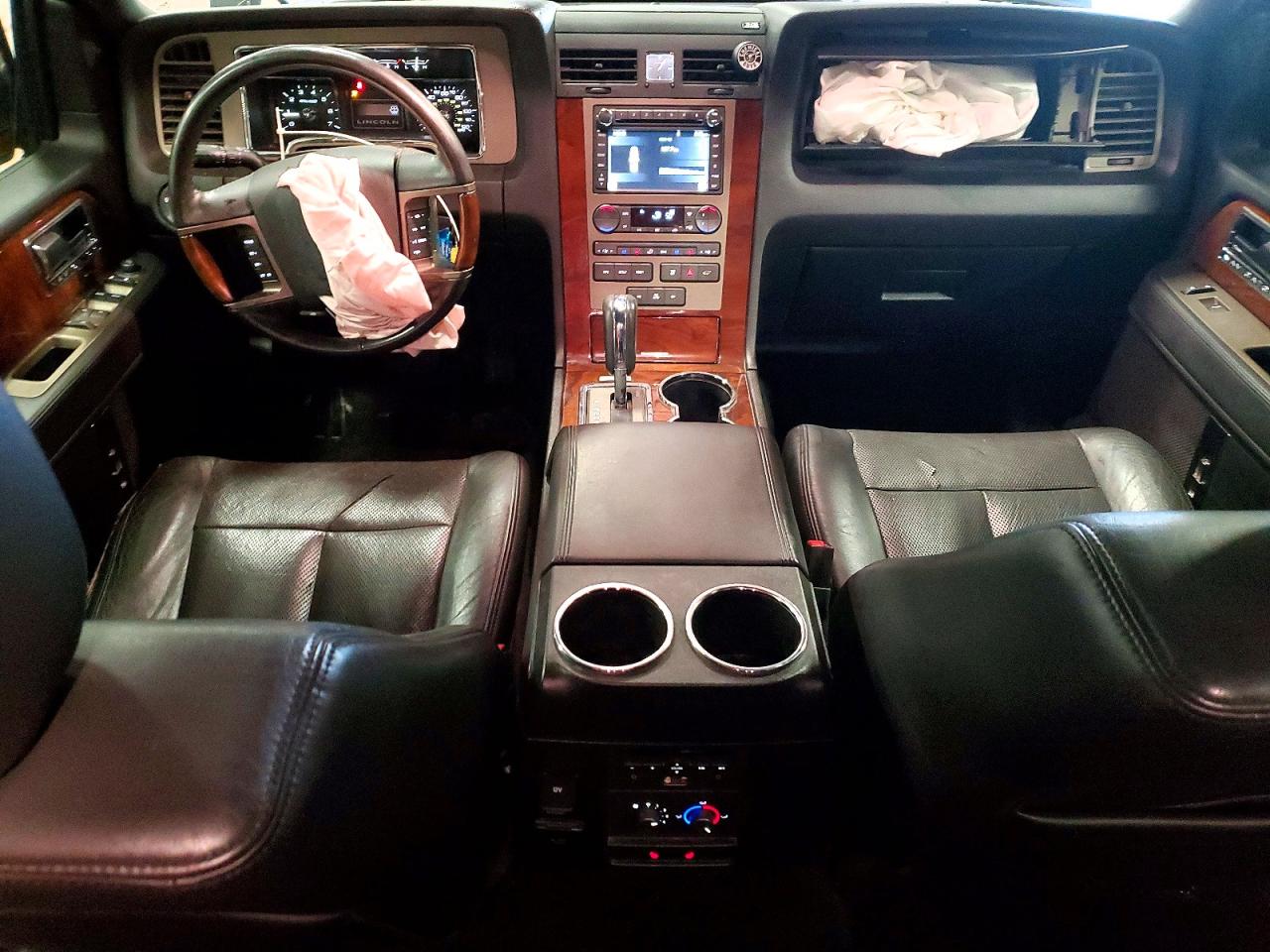 2014 Lincoln Navigator VIN 5LMJJ2J51EEL07008 photo 8