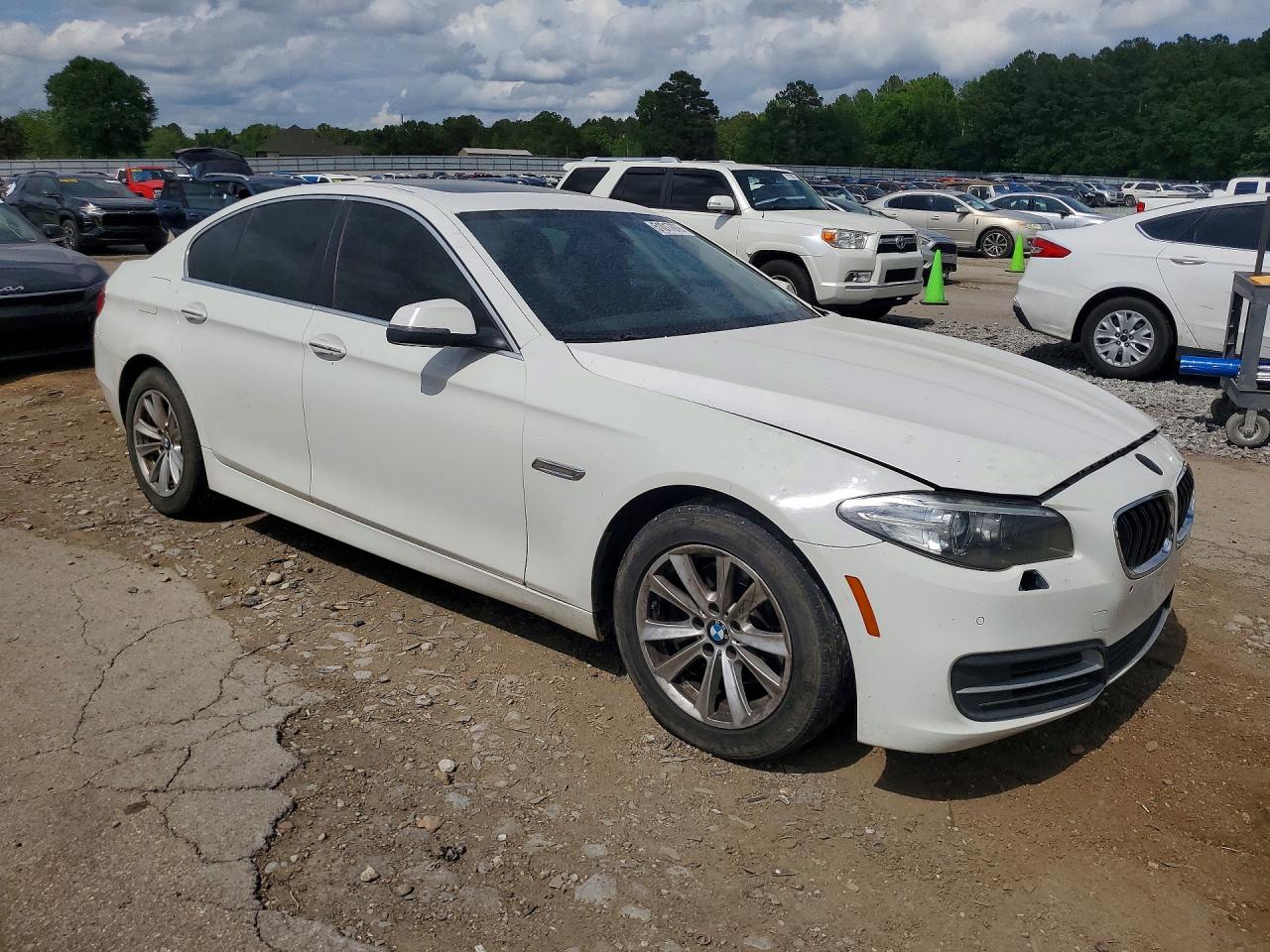 2014 BMW 5 series VIN WBA5A5C53ED509214 photo 4
