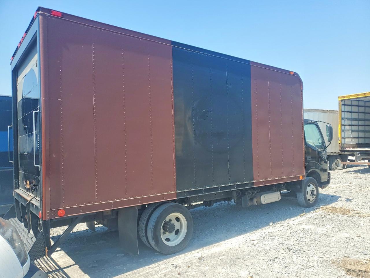 2017 HINO All other VIN JHHSDM2H8HK005371 photo 4