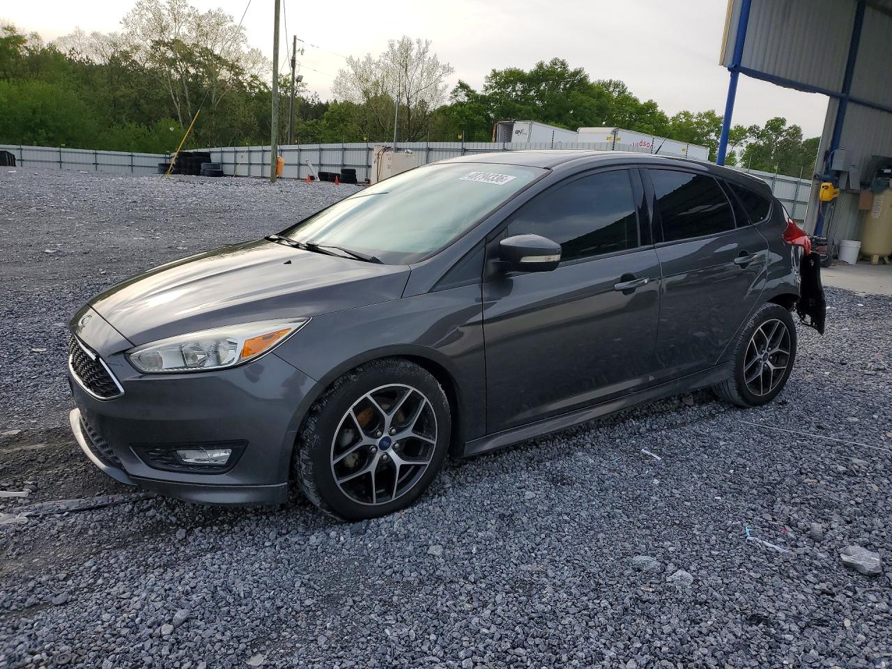 2015 Ford Focus VIN 1FADP3K21FL291781 photo 1