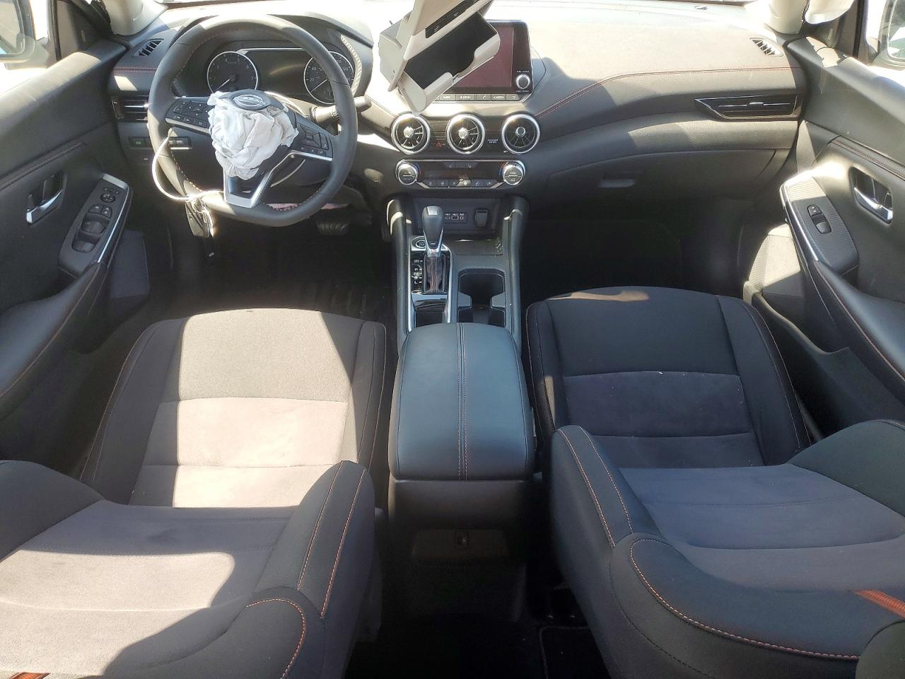 2025 Nissan Sentra VIN 3N1AB8DV4SY327421 photo 8