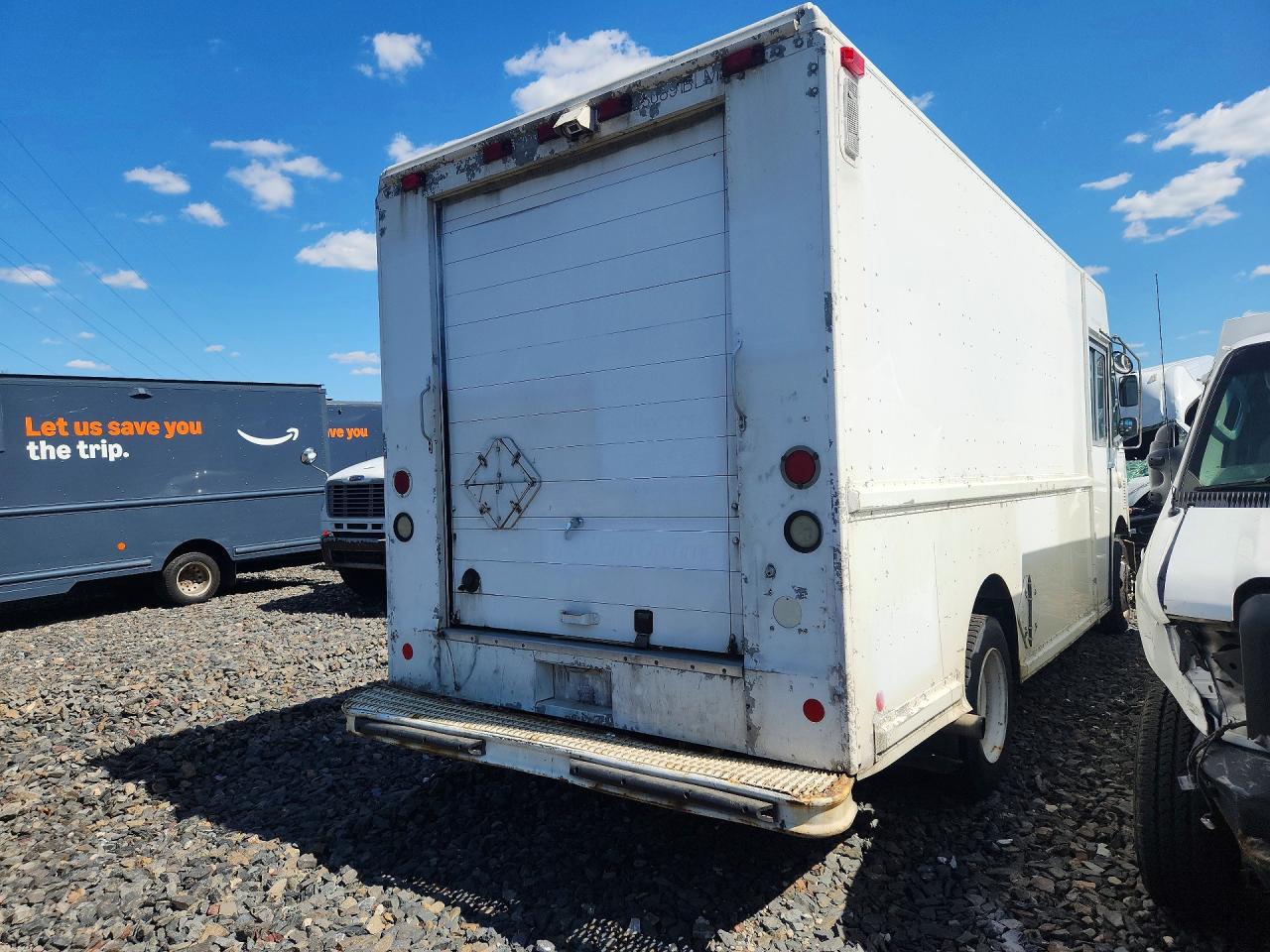2004 FREIGHTLINER All models VIN 4UZAANBW84CN46979 photo 3