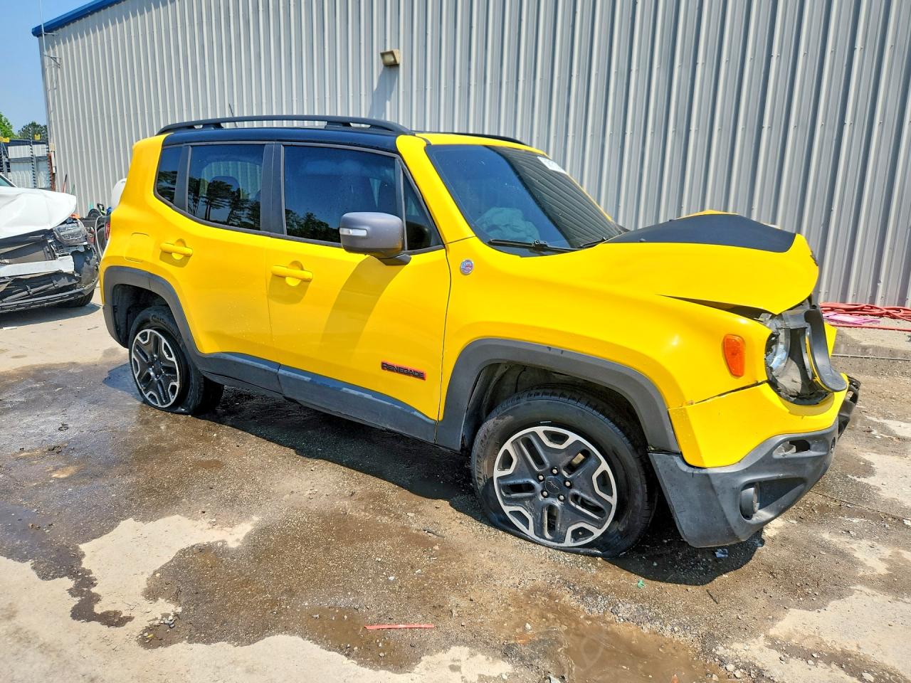2017 Jeep Renegade VIN ZACCJBCB9HPF19802 photo 4