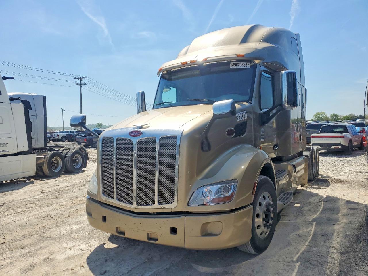 2020 PETERBILT All models VIN 1XPBDP9XXLD704420 photo 2