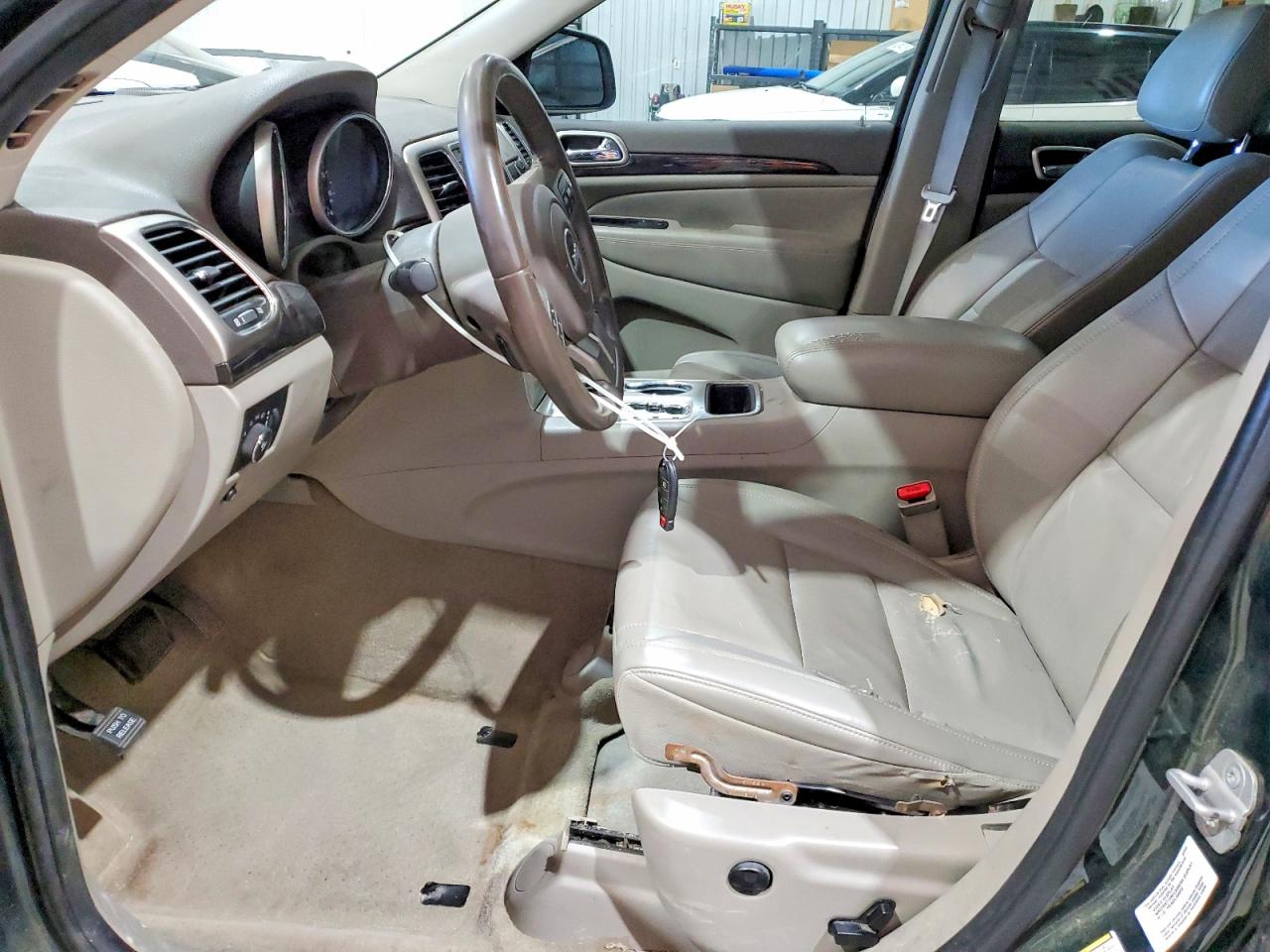 2011 Jeep Cherokee VIN 1J4RS4GG5BC545134 photo 7