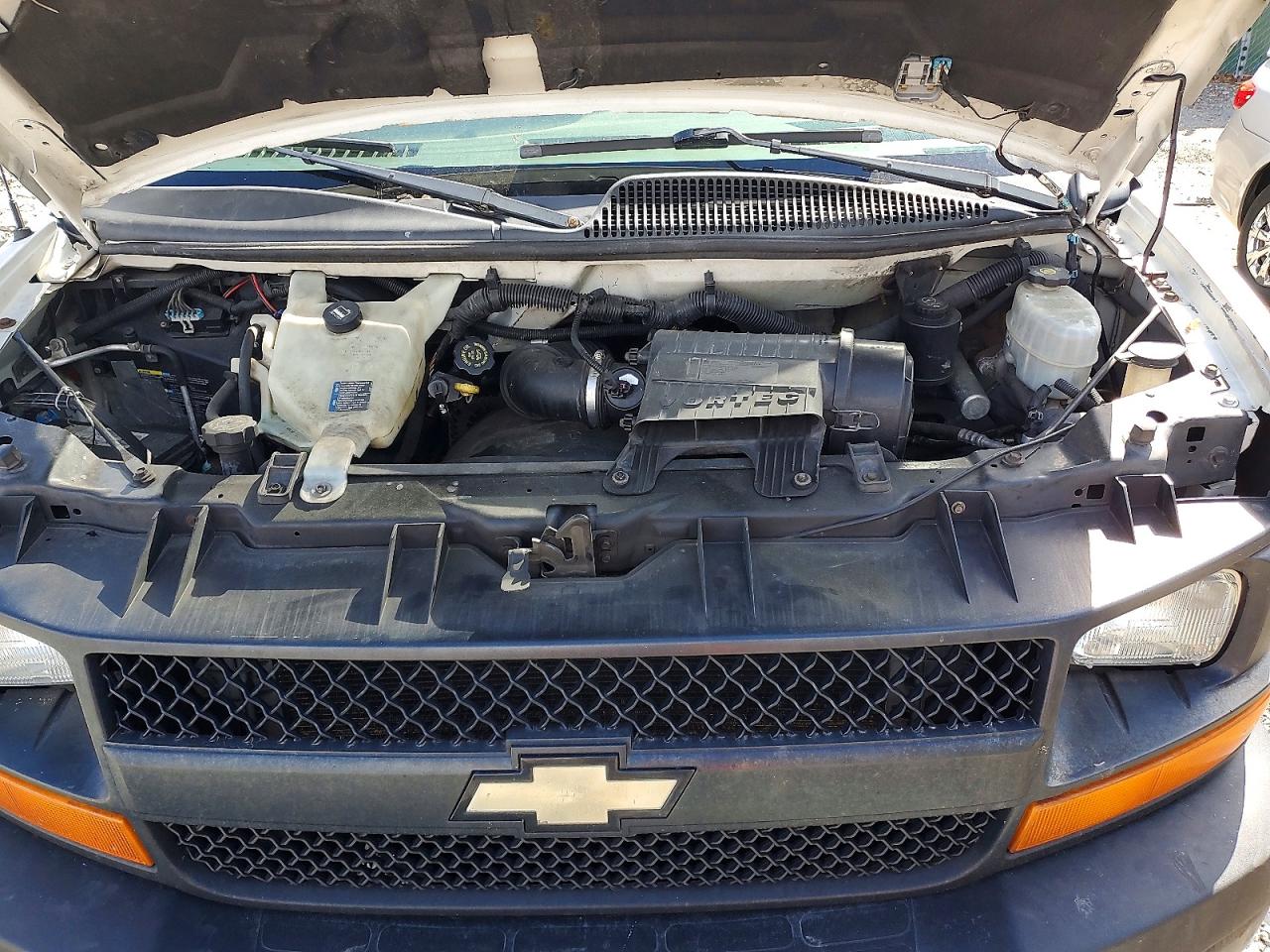 2010 CHEV Express VIN 1GCUGADX1A1163665 photo 12