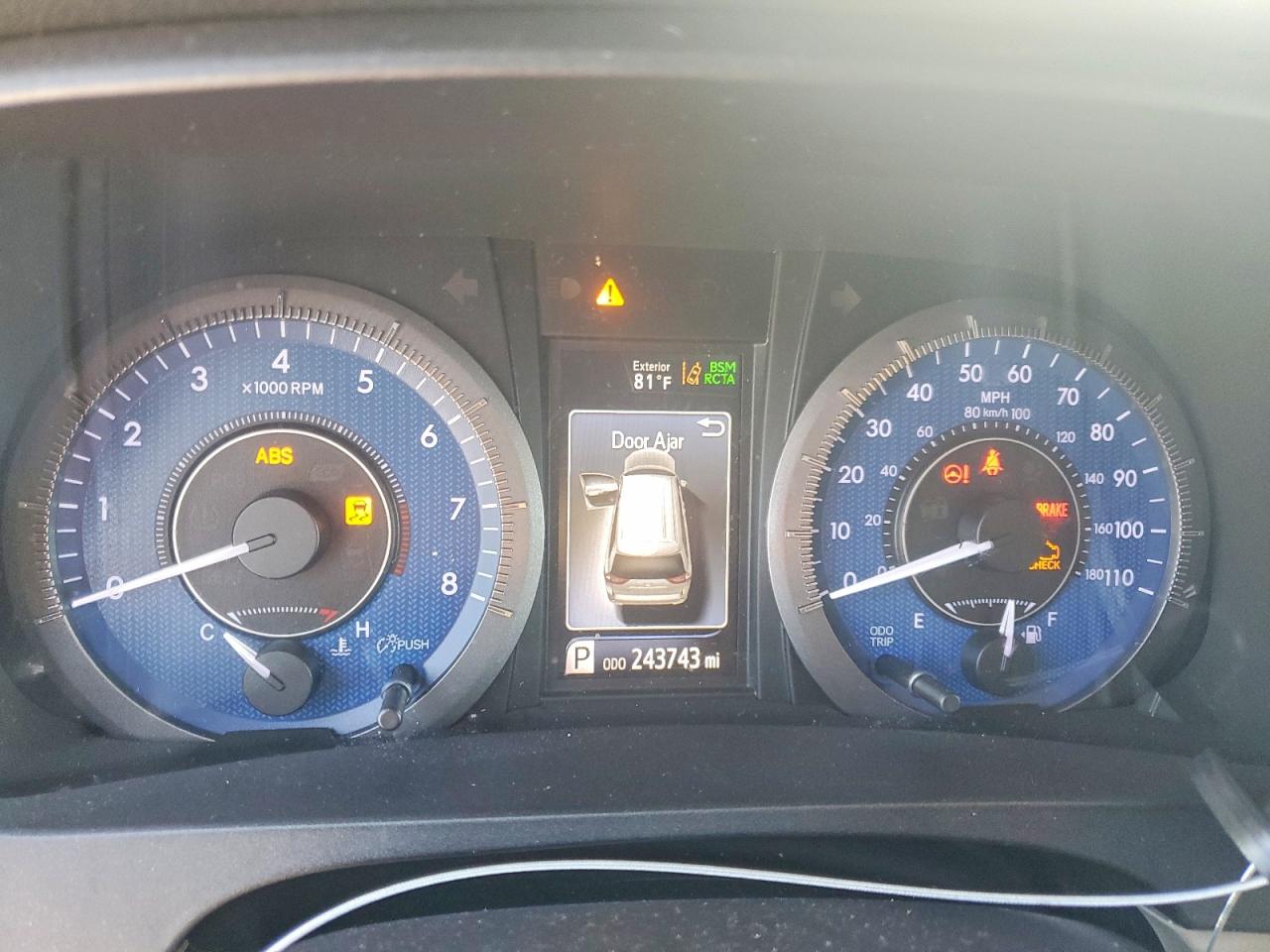 2019 Toyota Sienna VIN 5TDYZ3DC4KS993128 photo 9