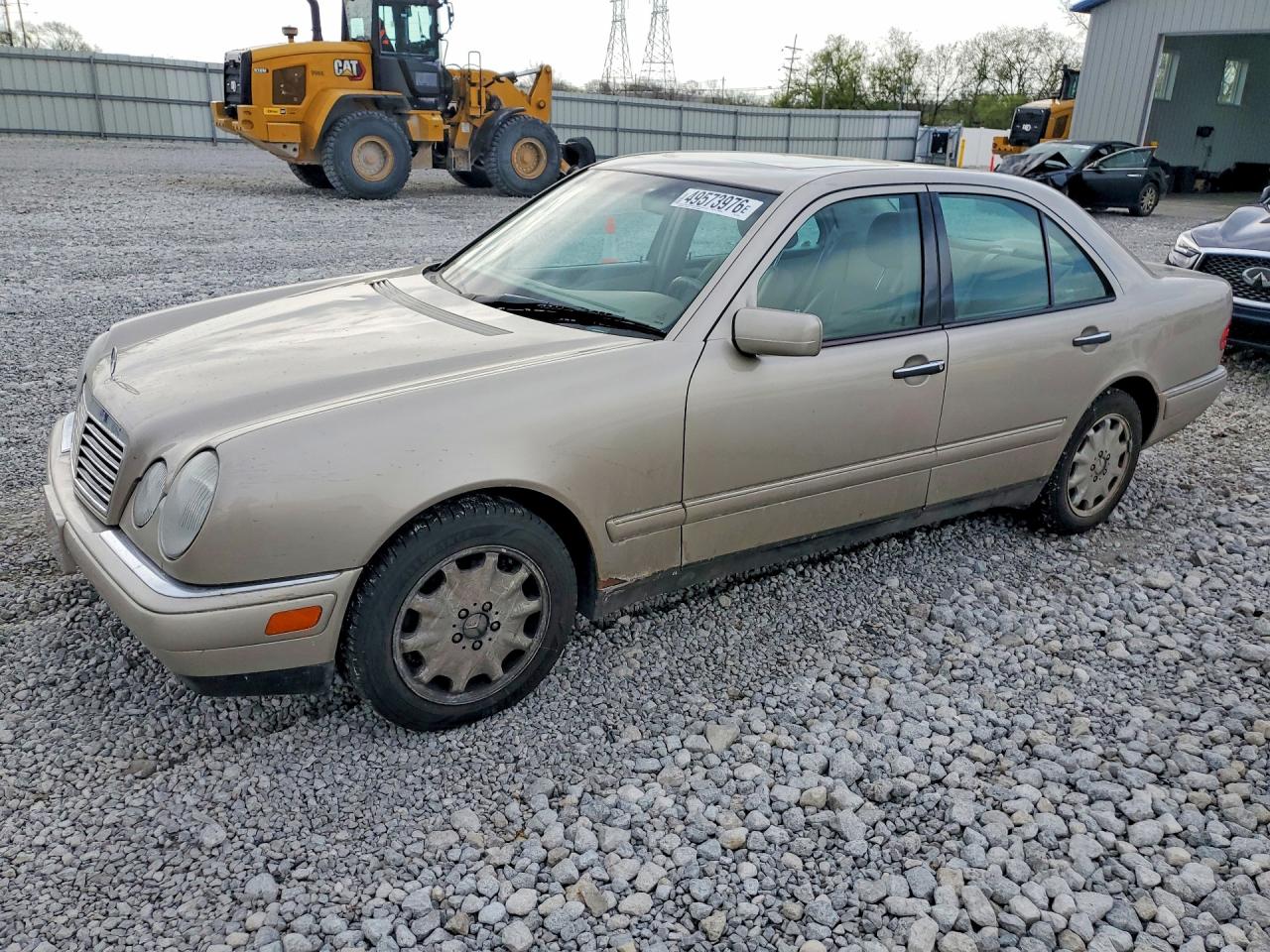 1999 Mercedes-Benz E-class VIN WDBJF65H0XA834065 photo 1