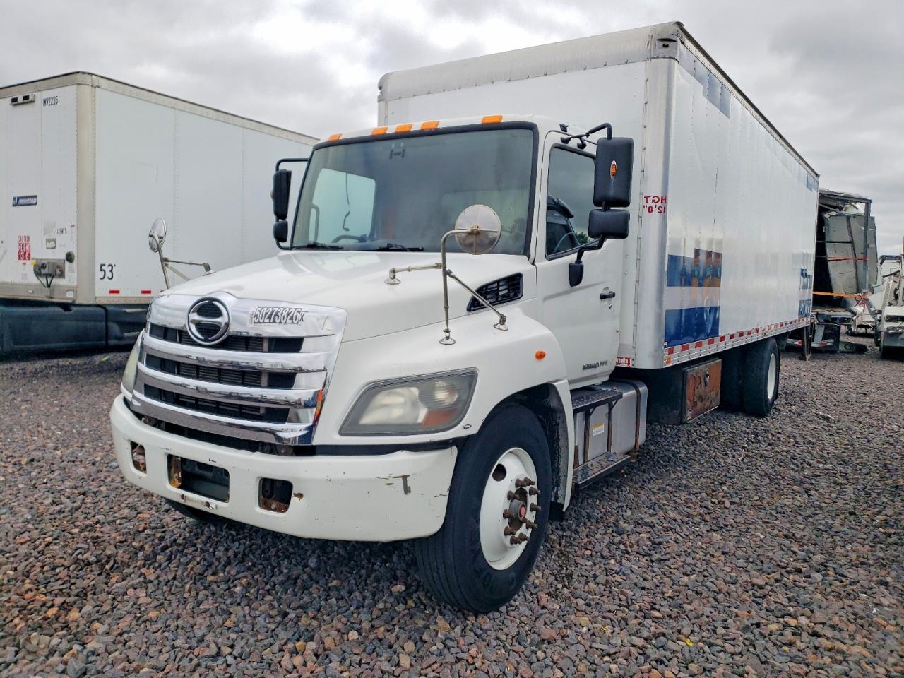 2016 HINO All other VIN 5PVNV8JV3G4S56197 photo 2