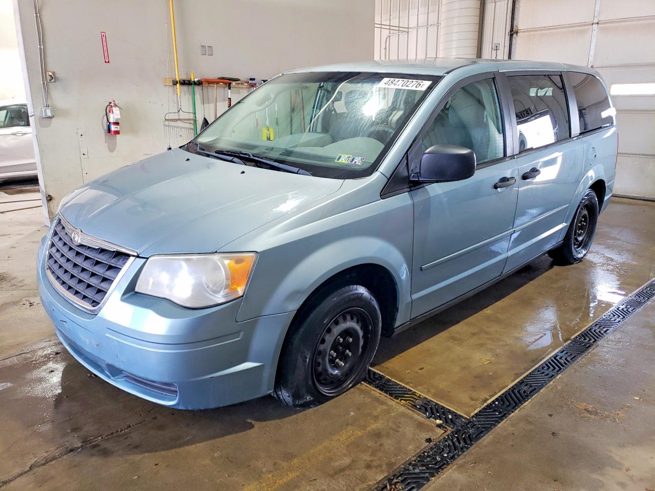 2008 CHRYSLER Minivan VIN 2A8HR44H18R123641 photo 1