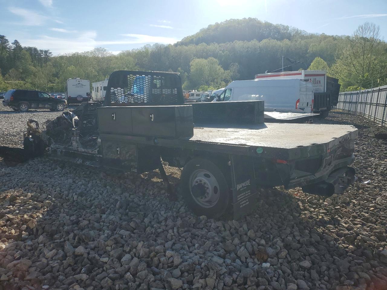 2021 Ford F450 VIN 1FD0W4HT0MED61575 photo 2