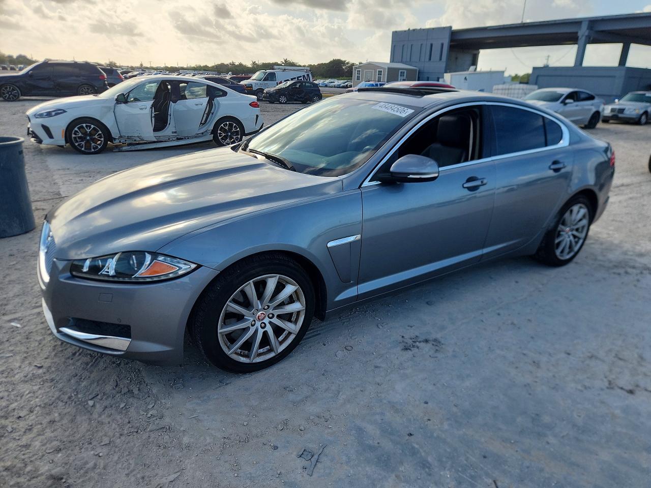 2015 Jaguar Xf VIN SAJWA0FSXFPU50496 photo 1