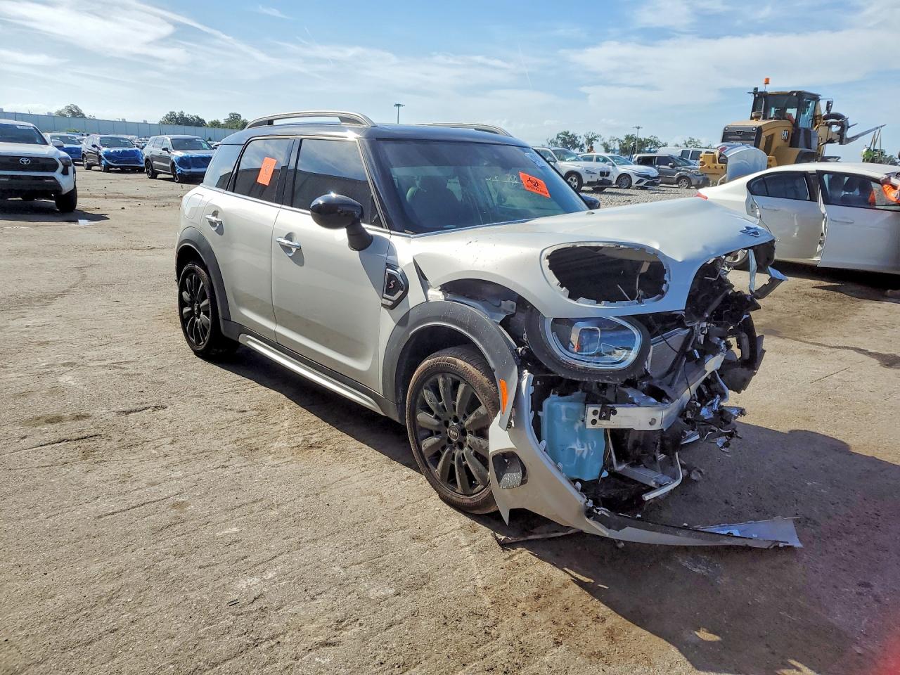 2022 Mini Cooper VIN WMZ53BR07N3P10529 photo 4