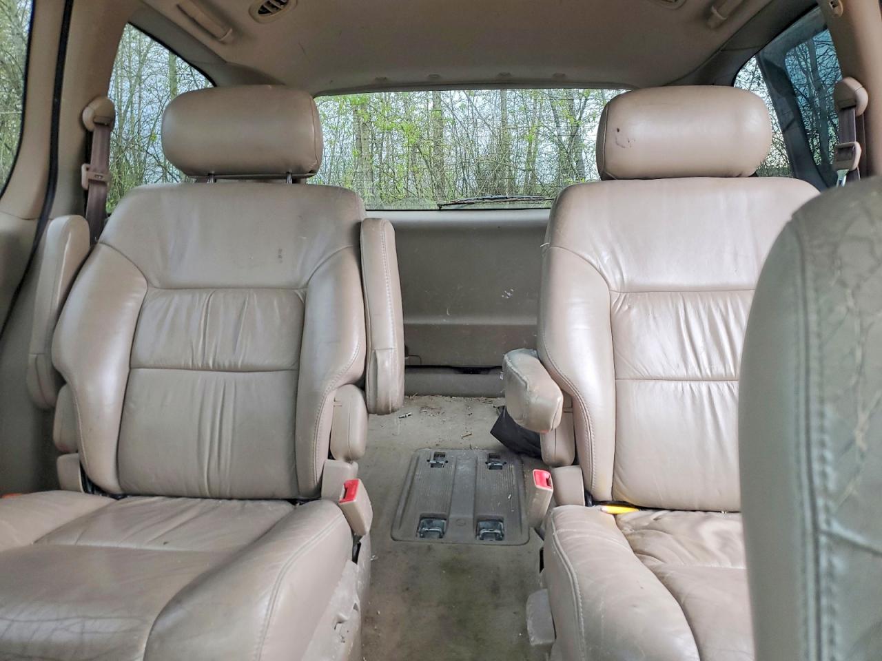 2002 Toyota Sienna VIN 4T3ZF13C82U451662 photo 10