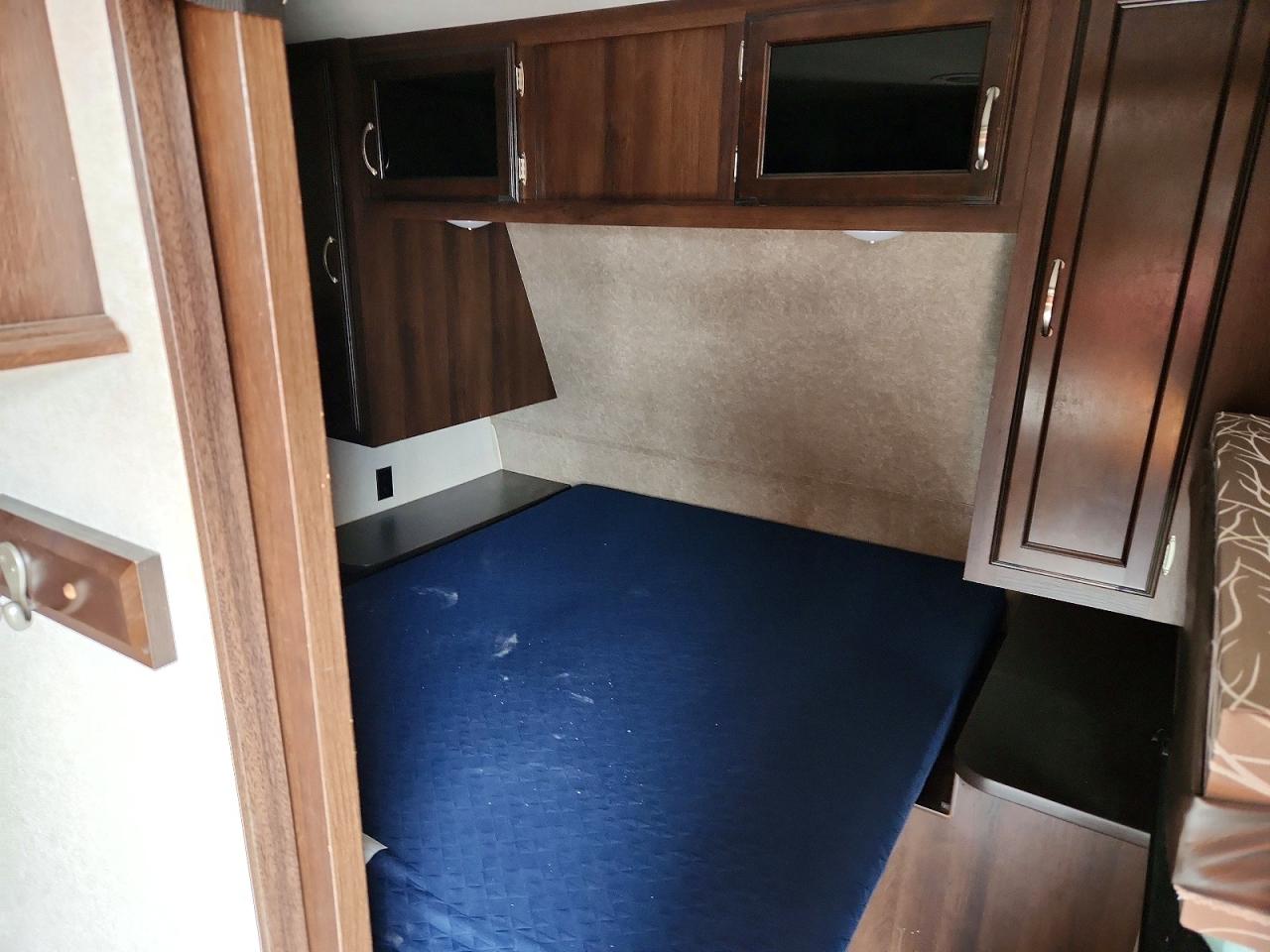 2018 JAYCO All models VIN 1UJBJ0BR4J1TC0298 photo 5