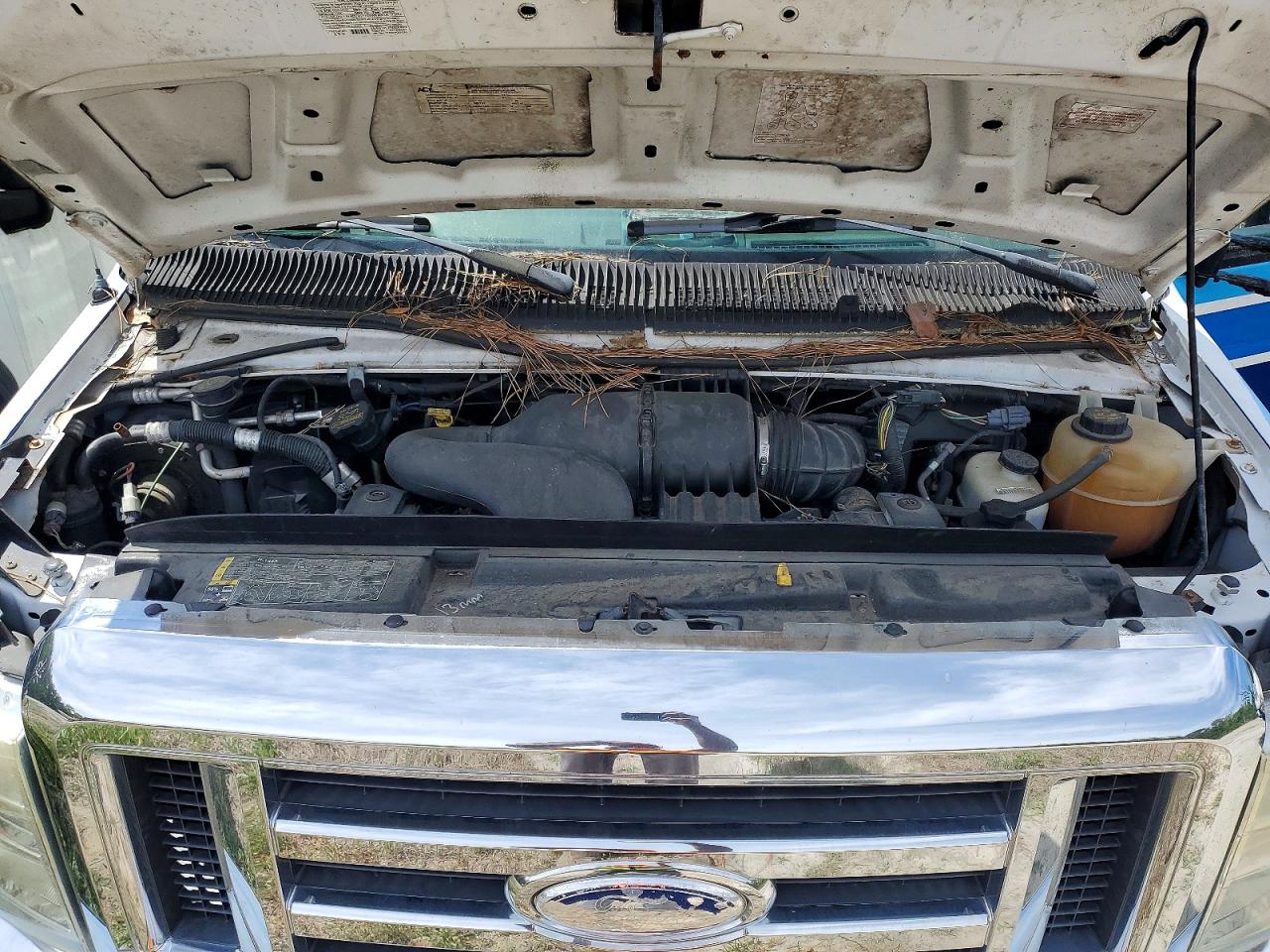 2015 Ford Econoline VIN 1FDFE4FS7FDA19752 photo 11