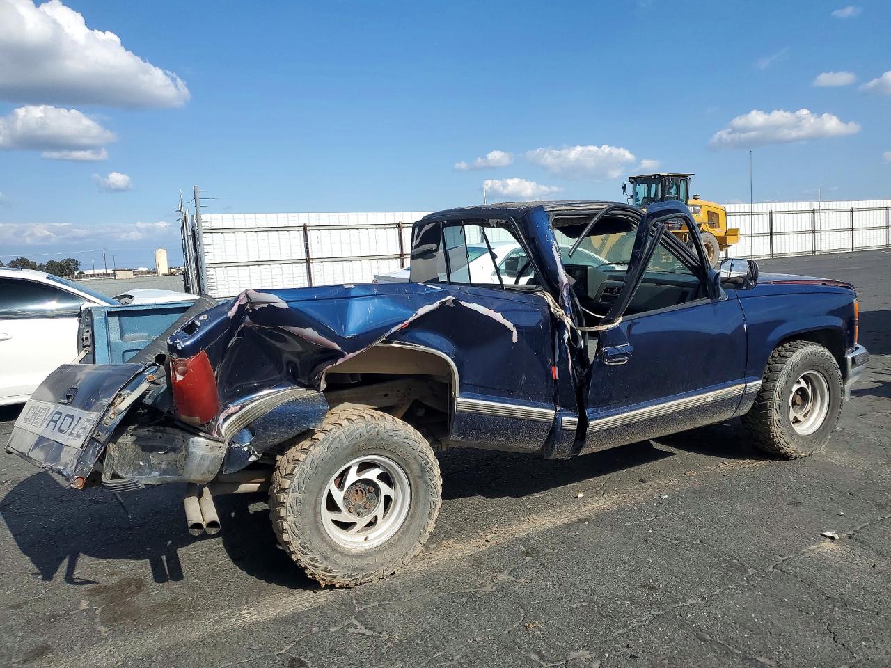 1989 Chevrolet Gmt VIN 1GCDC14K6KZ178892 photo 3