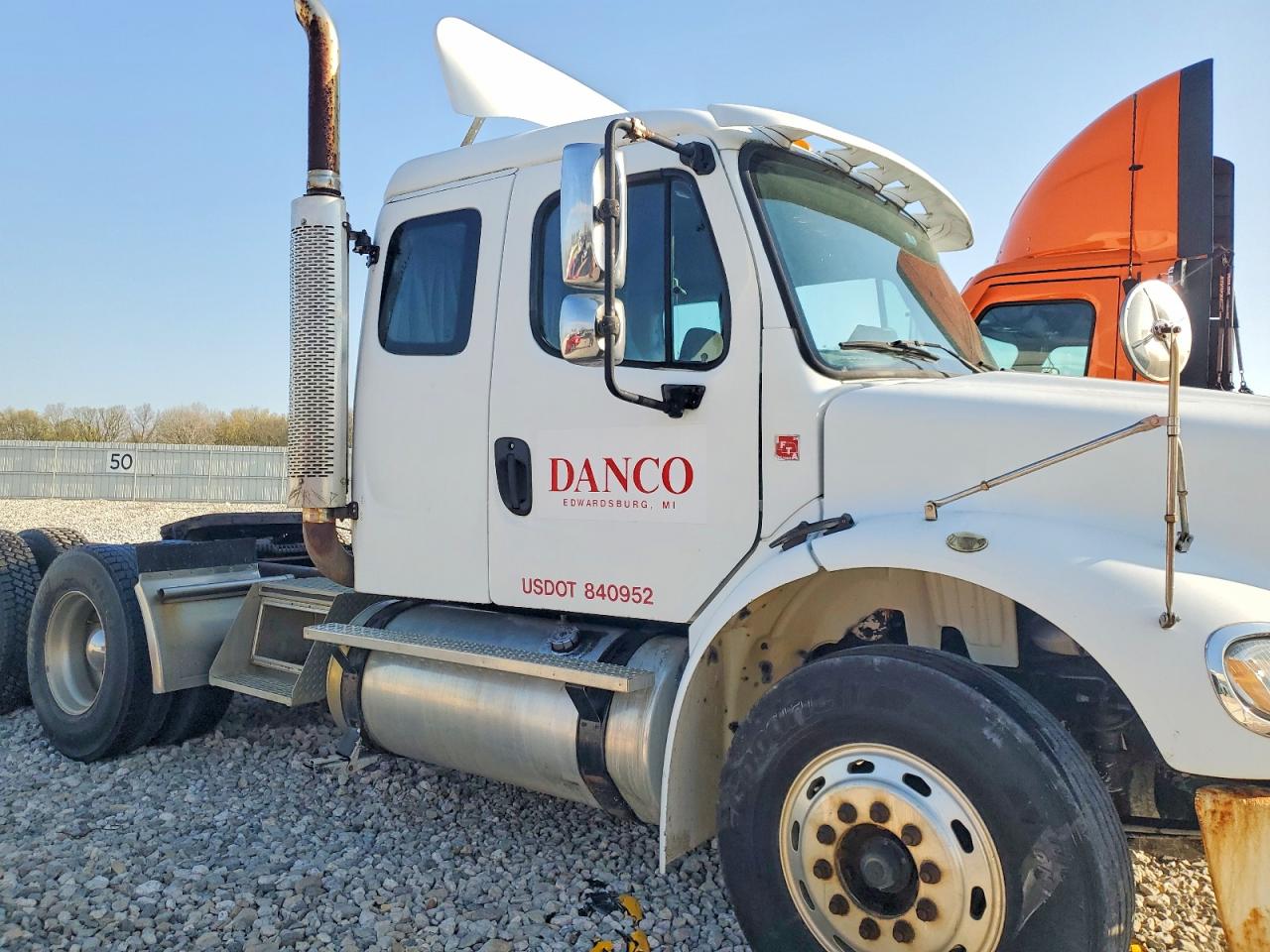 2005 FREIGHTLINER All other VIN 1FUJC5CV45HU09636 photo 9