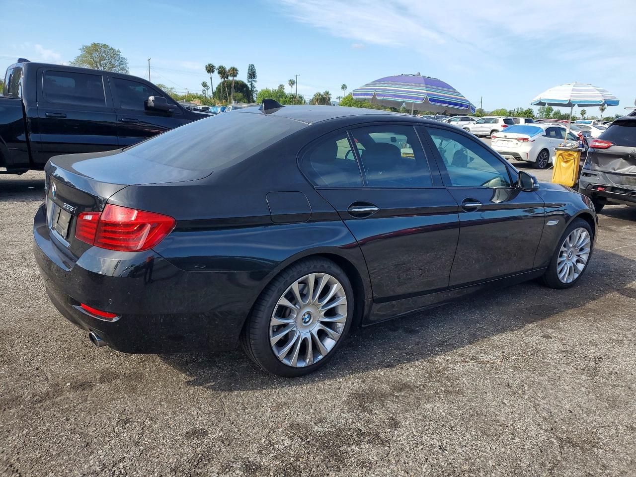 2016 BMW 5 series VIN WBA5B3C56GG256814 photo 3