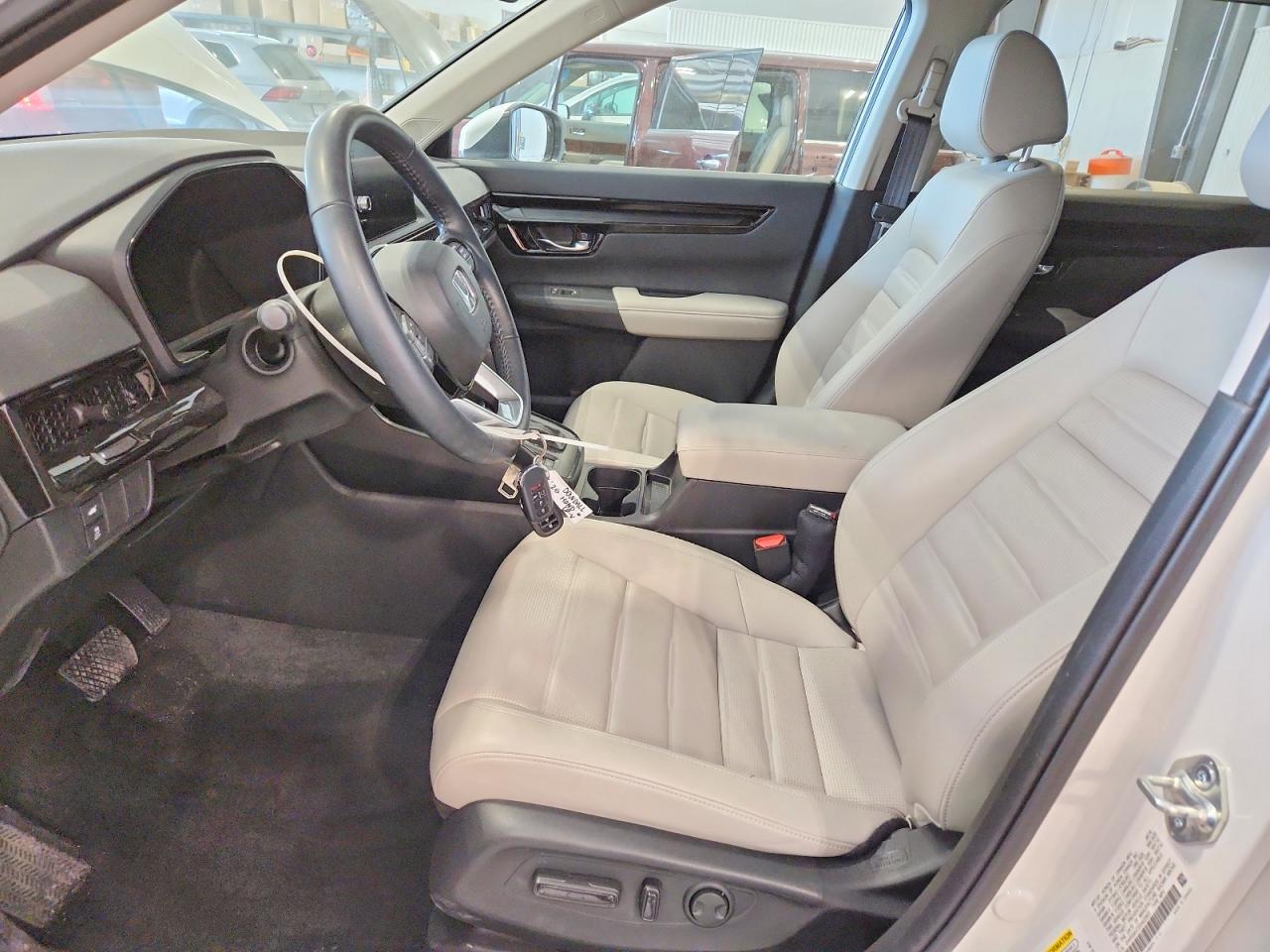2025 Honda Crv VIN 2HKRS4H72SH423503 photo 7
