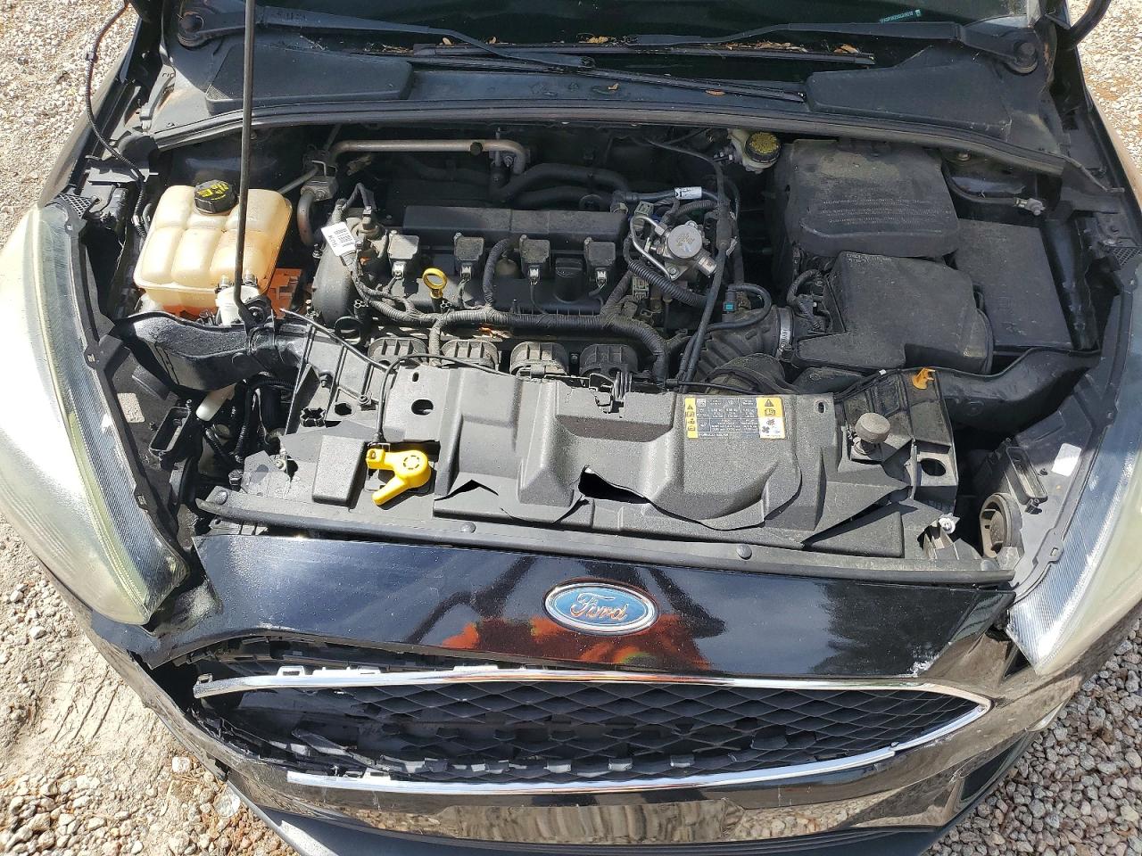 2016 Ford Focus VIN 1FADP3K25GL318210 photo 11