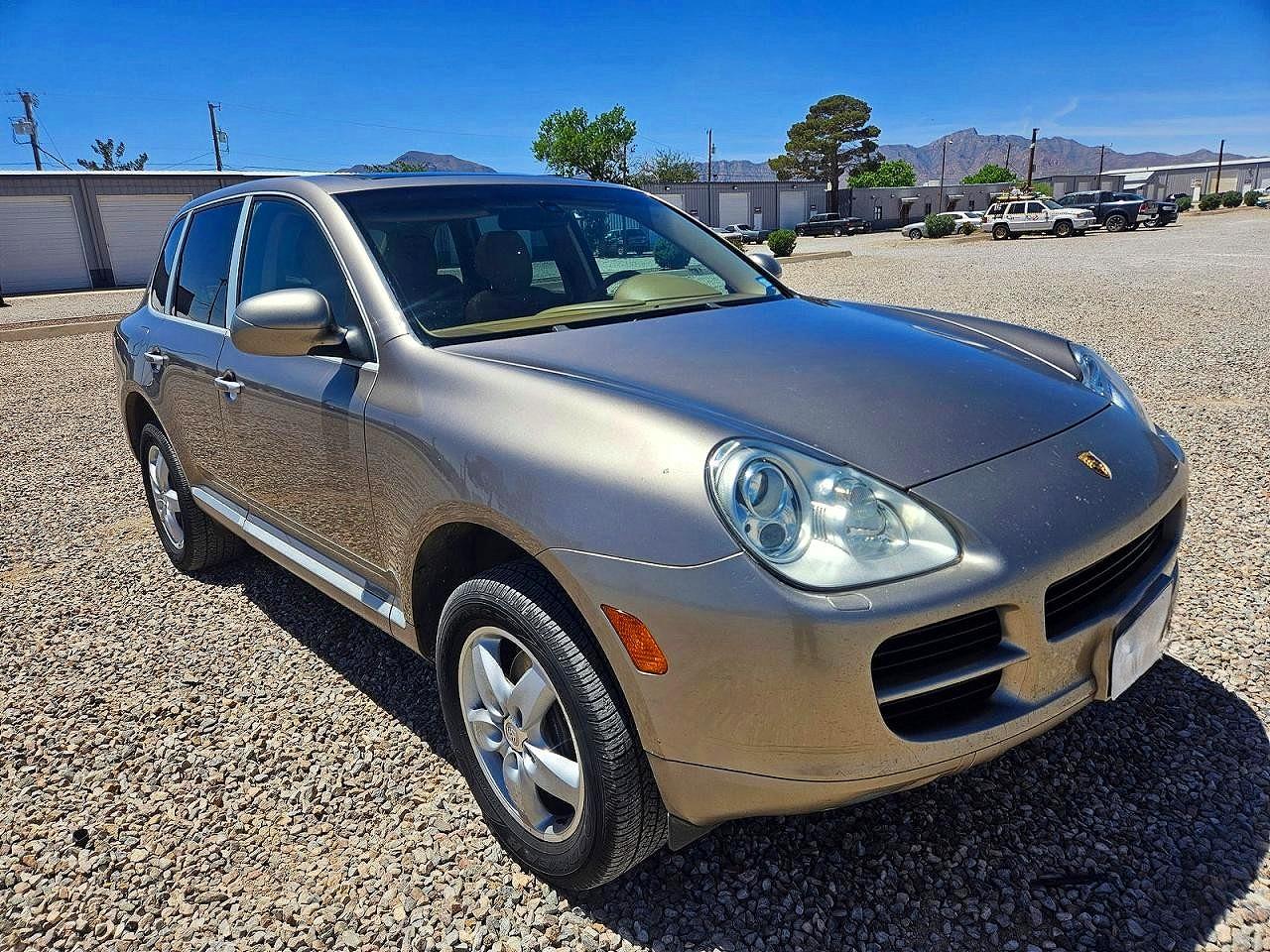 2005 Porsche Cayenne VIN WP1AA29P85LA25570 photo 1