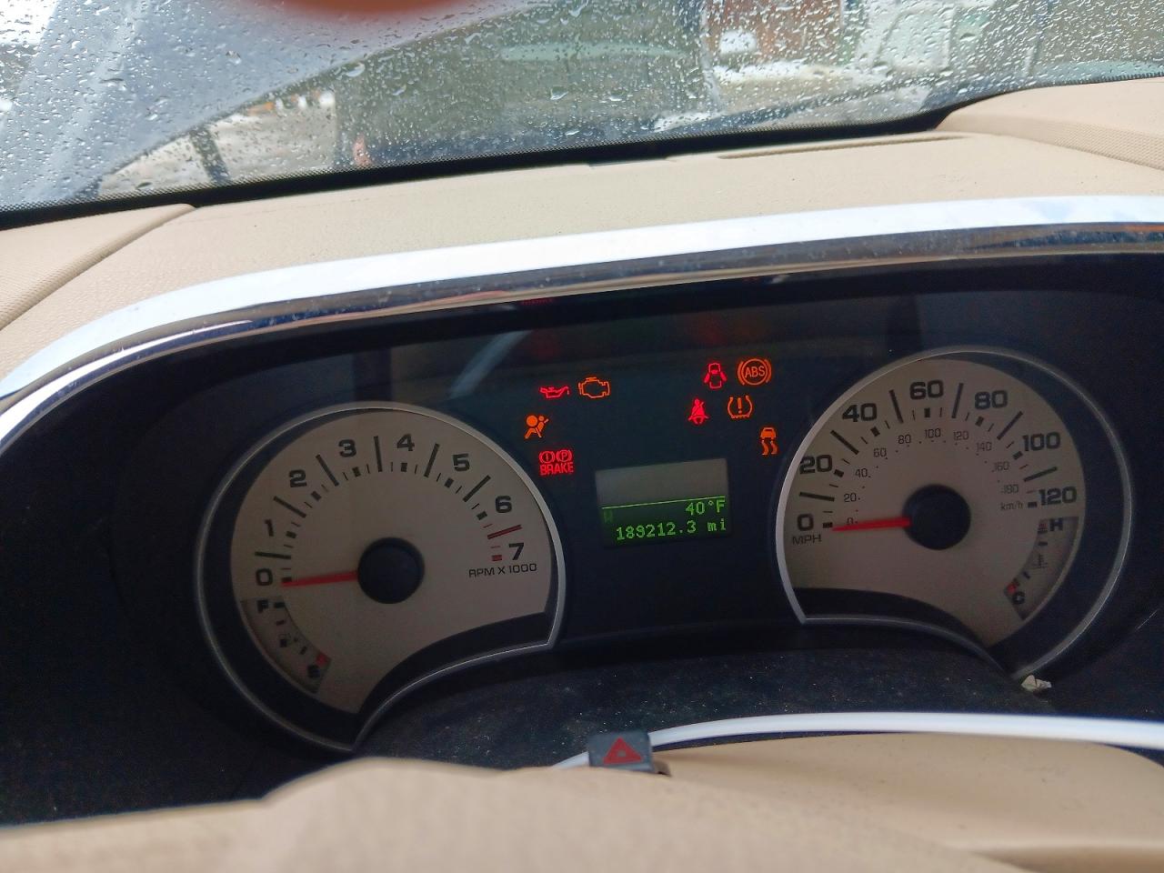 2006 Ford Explorer VIN 1FMEU64E46UB29892 photo 9