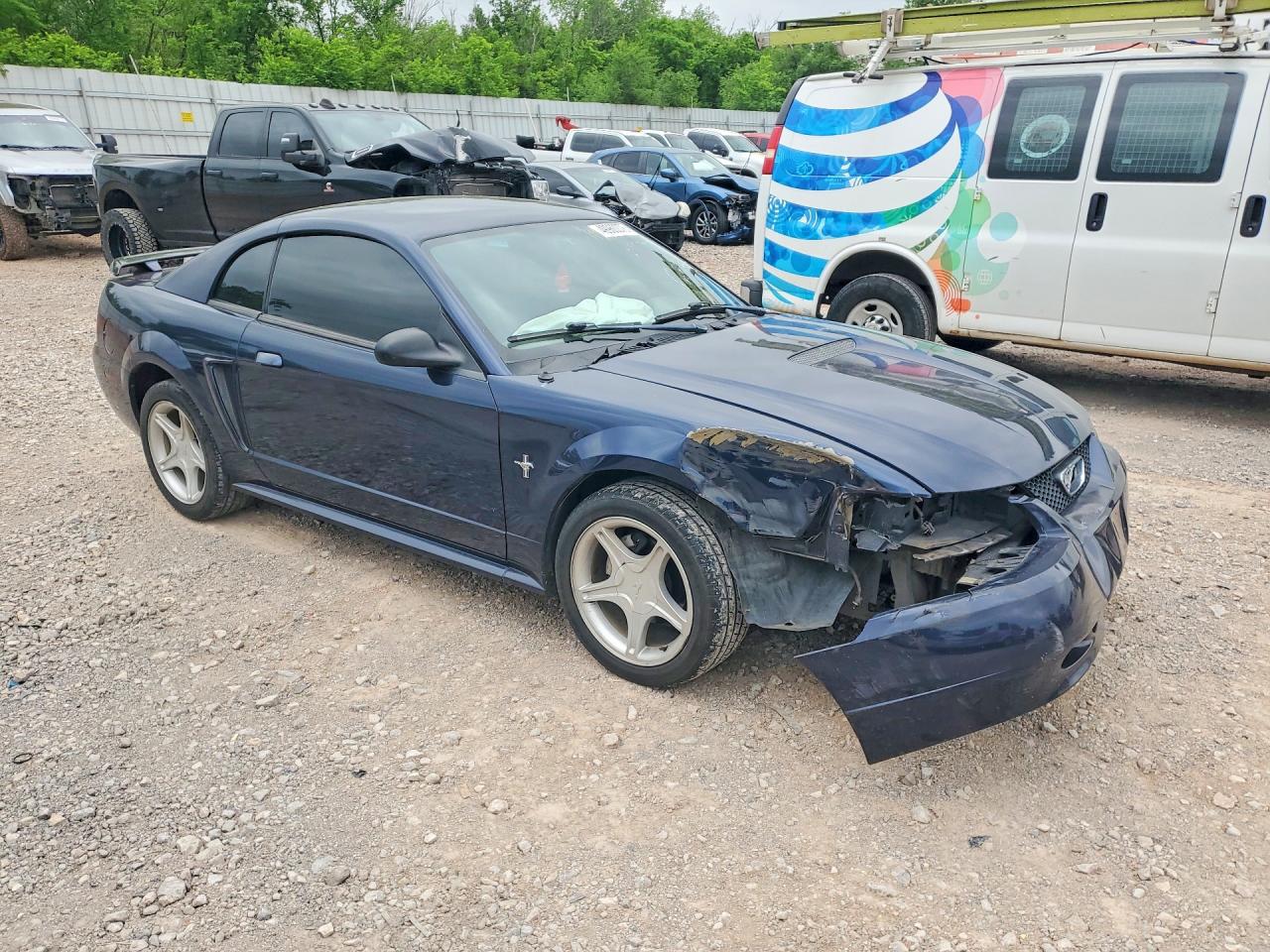 2001 Ford Mustang VIN 1FAFP40421F240610 photo 4