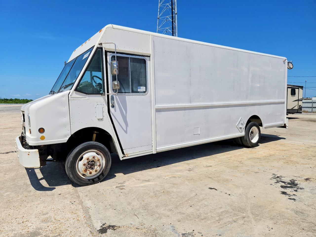 2000 FREIGHTLINER All other VIN 4UZA5FAC5YCG63882 photo 1
