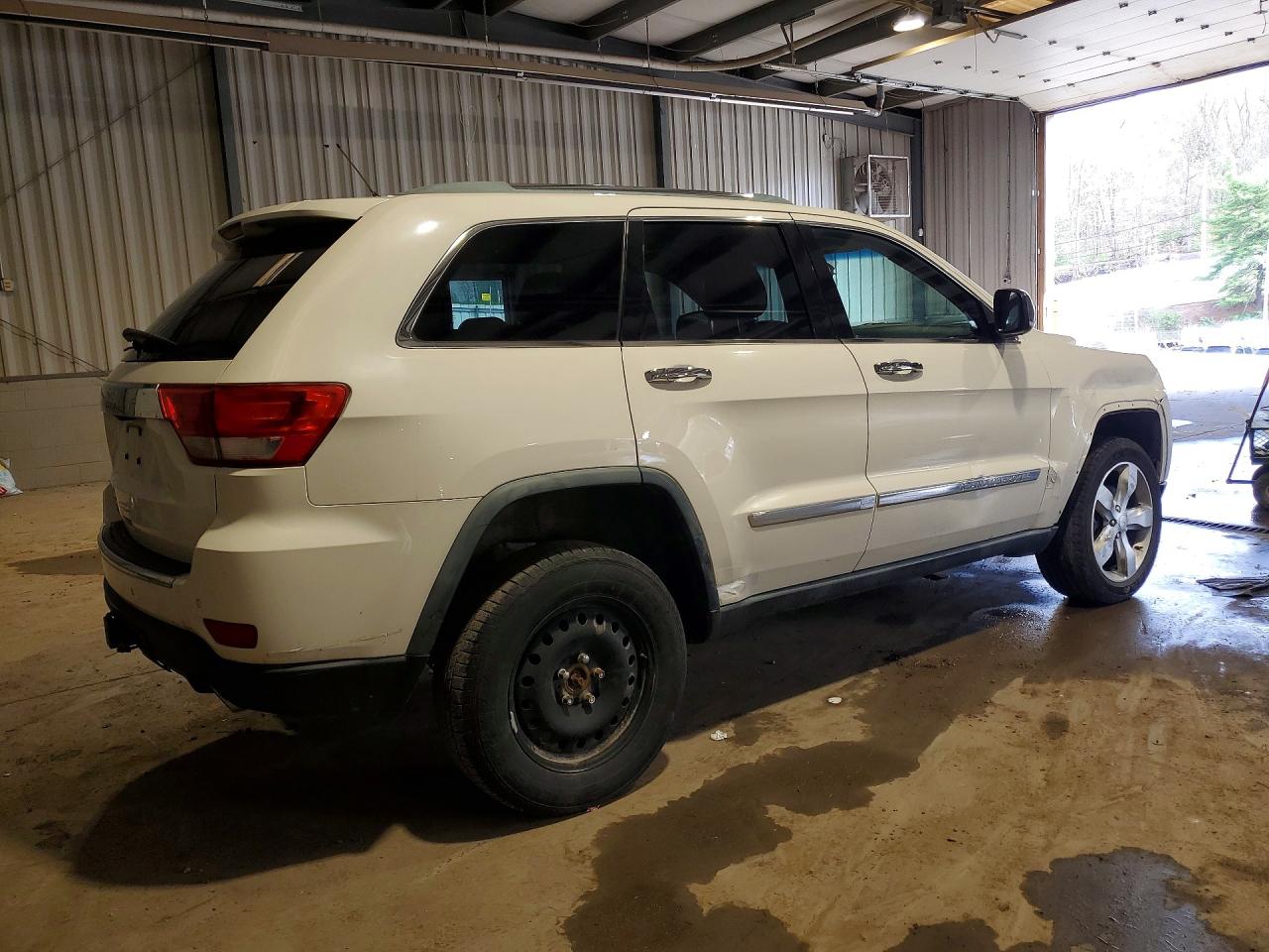 2011 Jeep Cherokee VIN 1J4RR6GG6BC560829 photo 3
