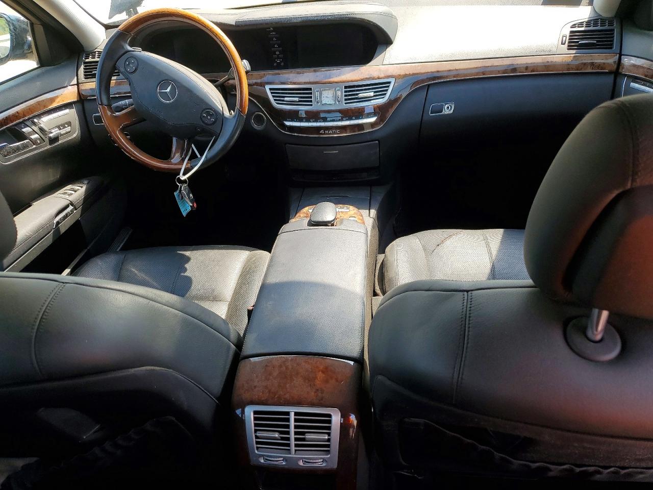 2009 Mercedes-Benz S class VIN WDDNG86X99A240892 photo 8
