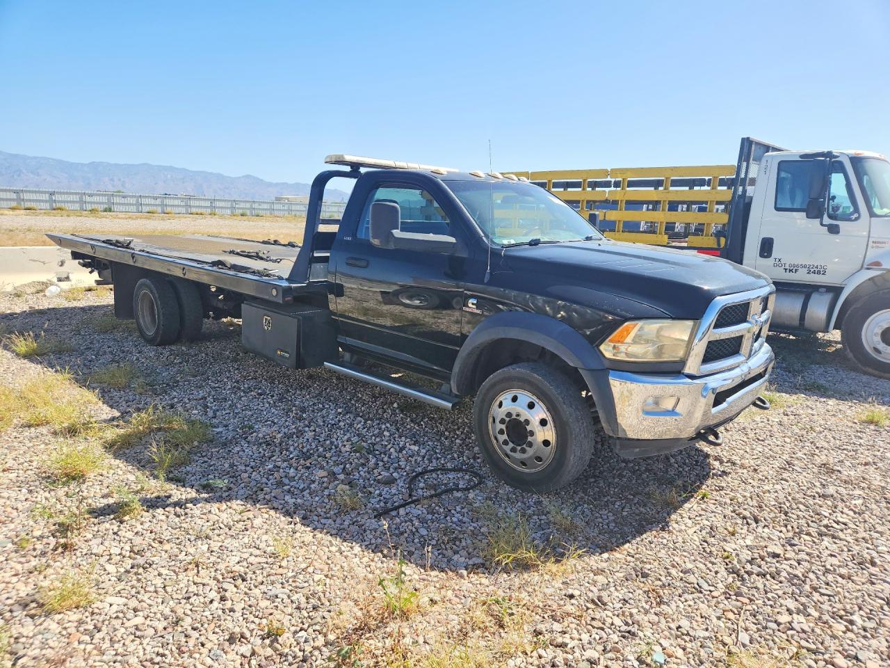 2017 Ram 5500 VIN 3C7WRMDL4HG643313 photo 4