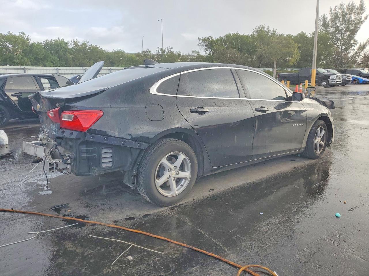 2017 Chevrolet Malibu VIN 1G1ZB5ST7HF153563 photo 3