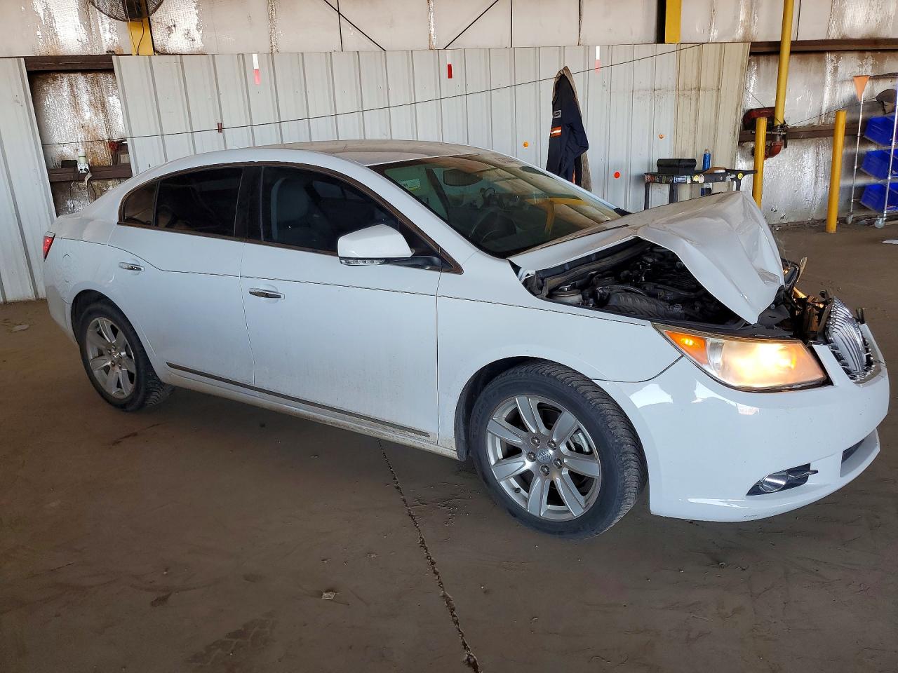 2010 Buick Lacrosse VIN 1G4GC5EG9AF206162 photo 4