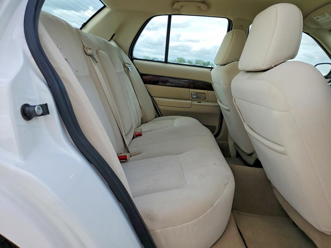 2008 Mercury Grmarquis VIN 2MEFM74V48X631648 photo 10