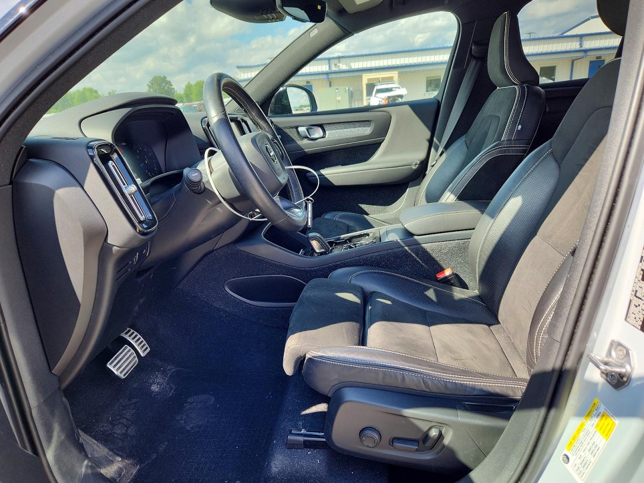 2021 Volvo Xc40 VIN YV4162UM4M2494110 photo 7